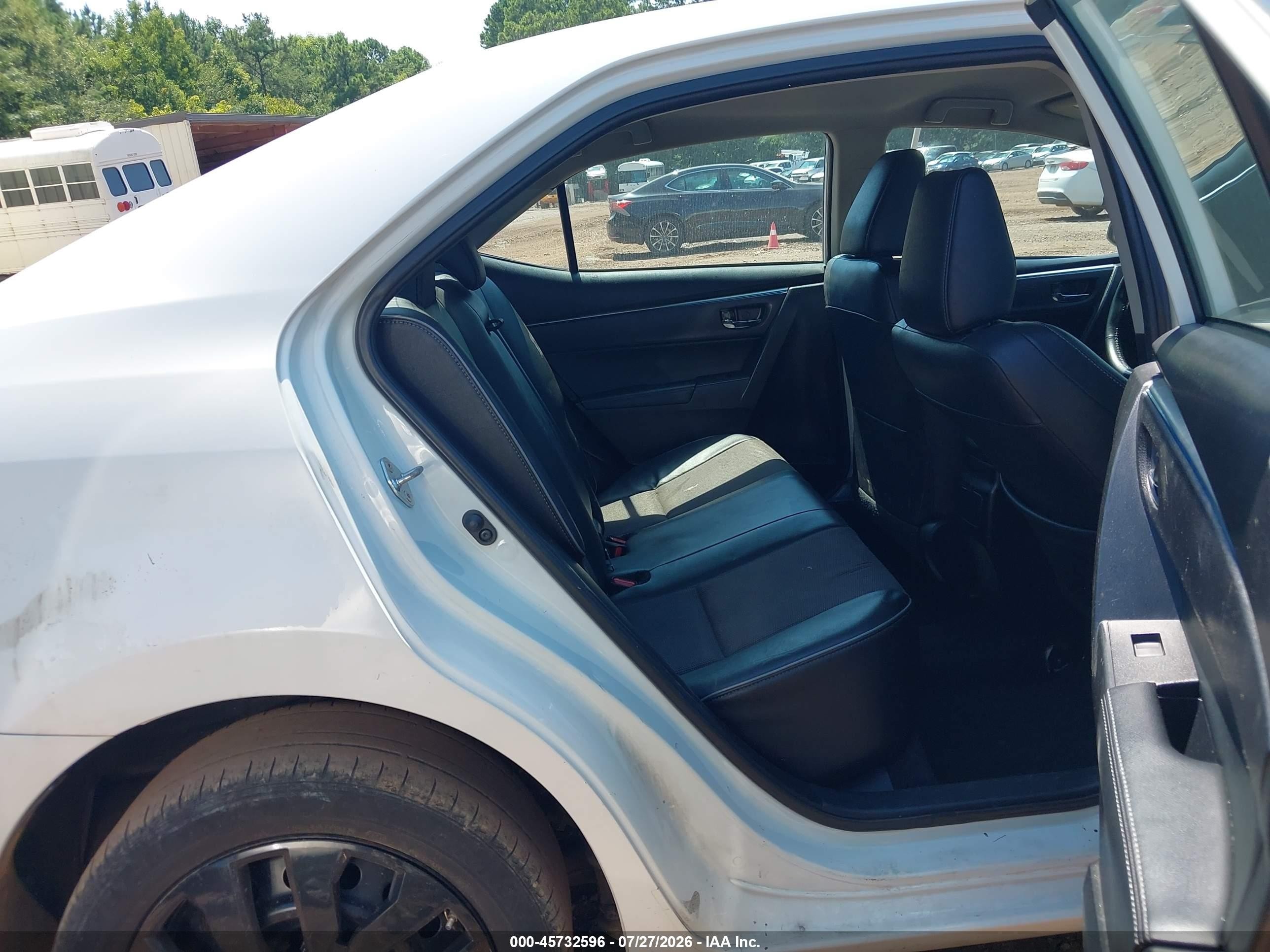 2015 Toyota Corolla S White vin: 2T1BURHE7FC415350