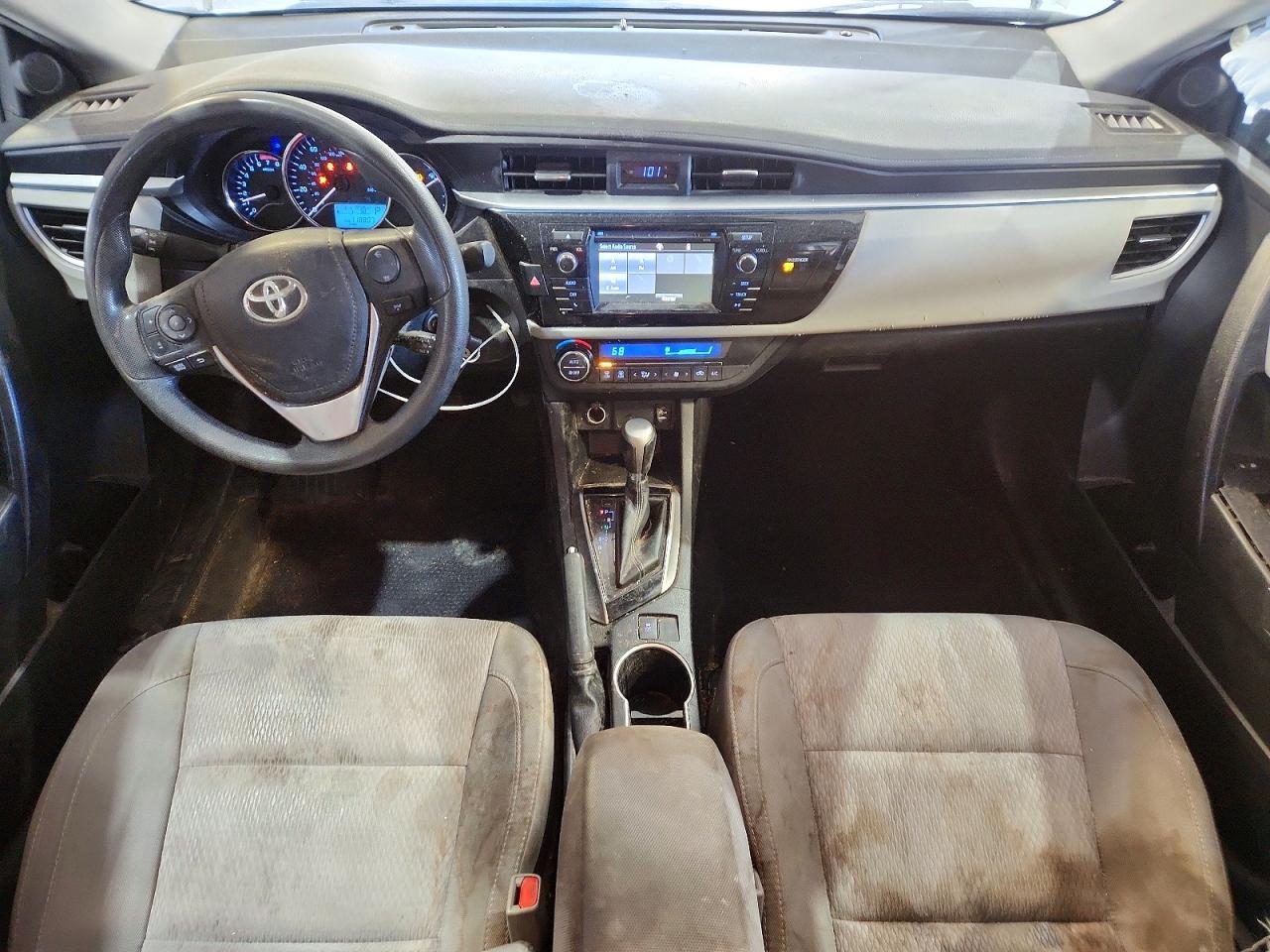 2015 Toyota Corolla Le White vin: 2T1BURHE7FC417907