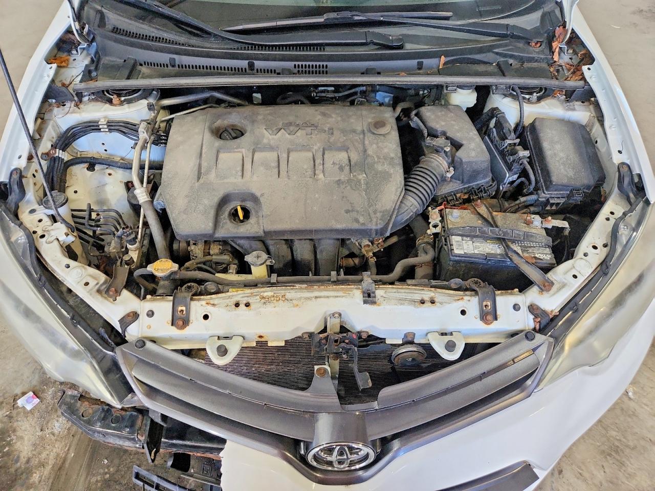 2015 Toyota Corolla Le White vin: 2T1BURHE7FC417907
