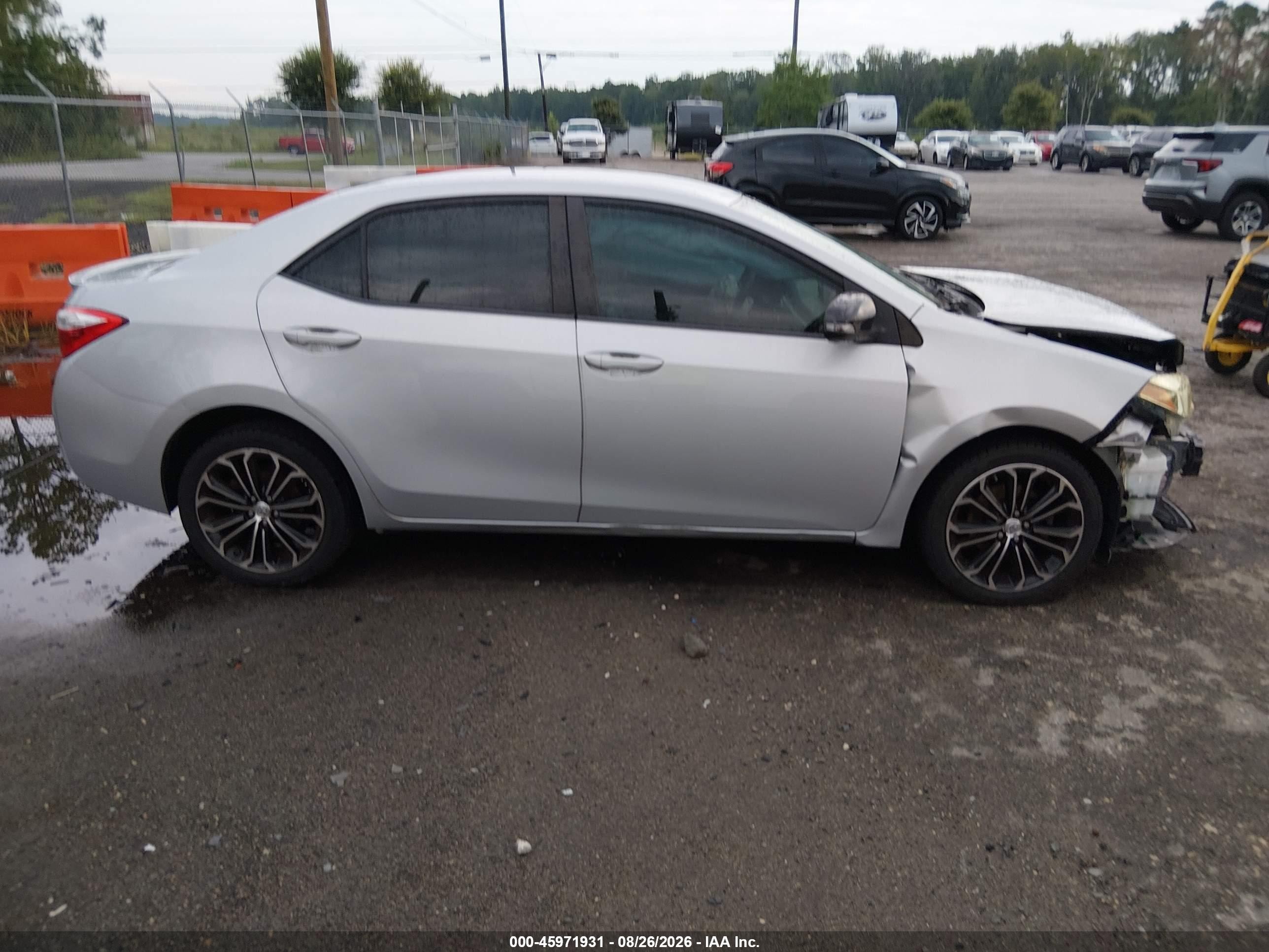 2015 Toyota Corolla S Plus Серебряный vin: 2T1BURHE7FC419298