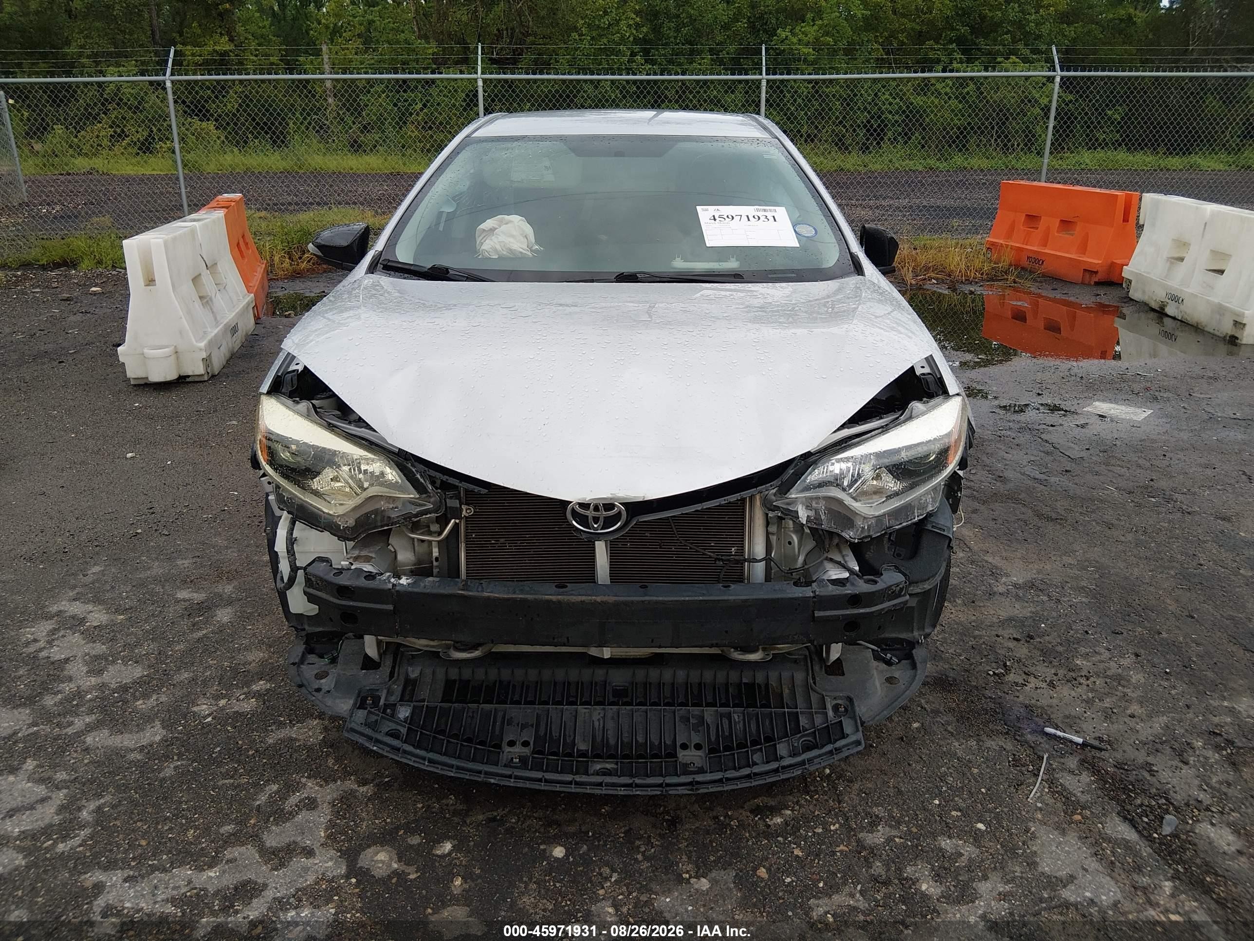 2015 Toyota Corolla S Plus Серебряный vin: 2T1BURHE7FC419298