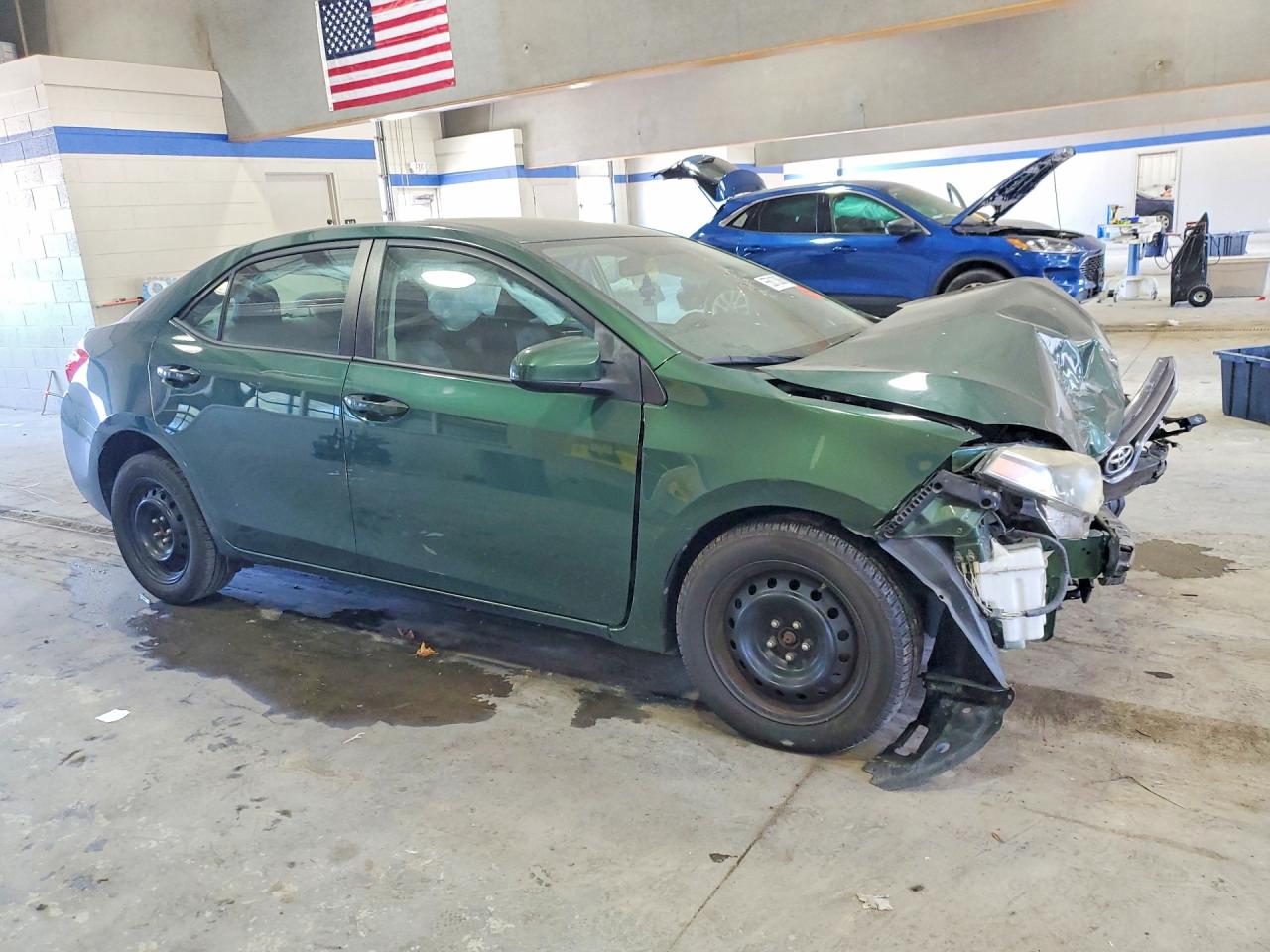 2015 Toyota Corolla Le Green vin: 2T1BURHE7FC433573
