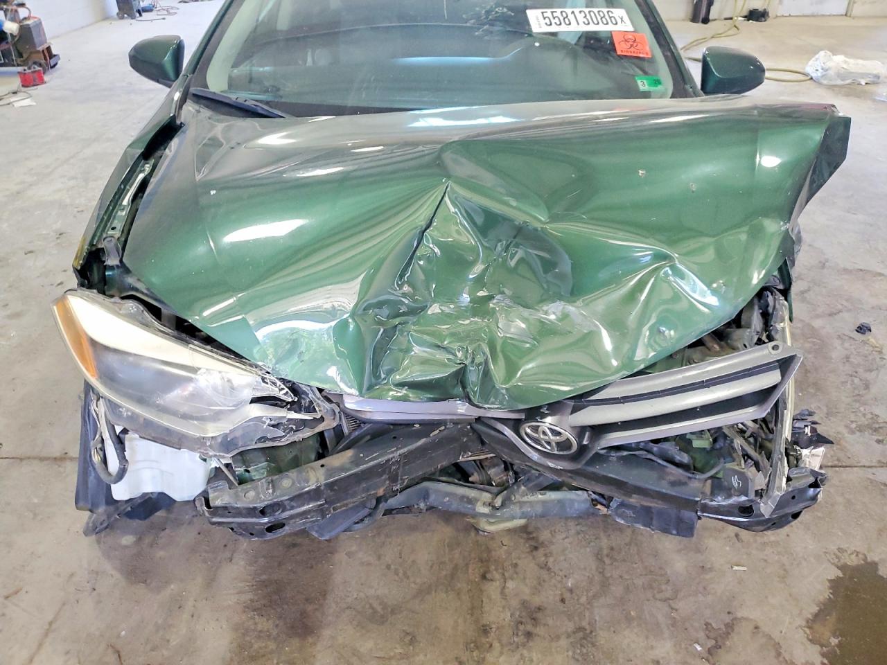 2015 Toyota Corolla Le Green vin: 2T1BURHE7FC433573