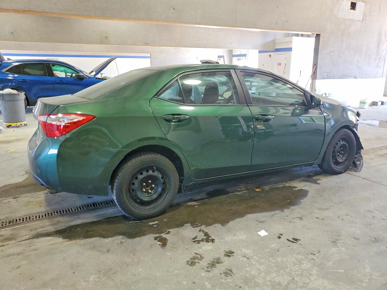 2015 Toyota Corolla Le Green vin: 2T1BURHE7FC433573