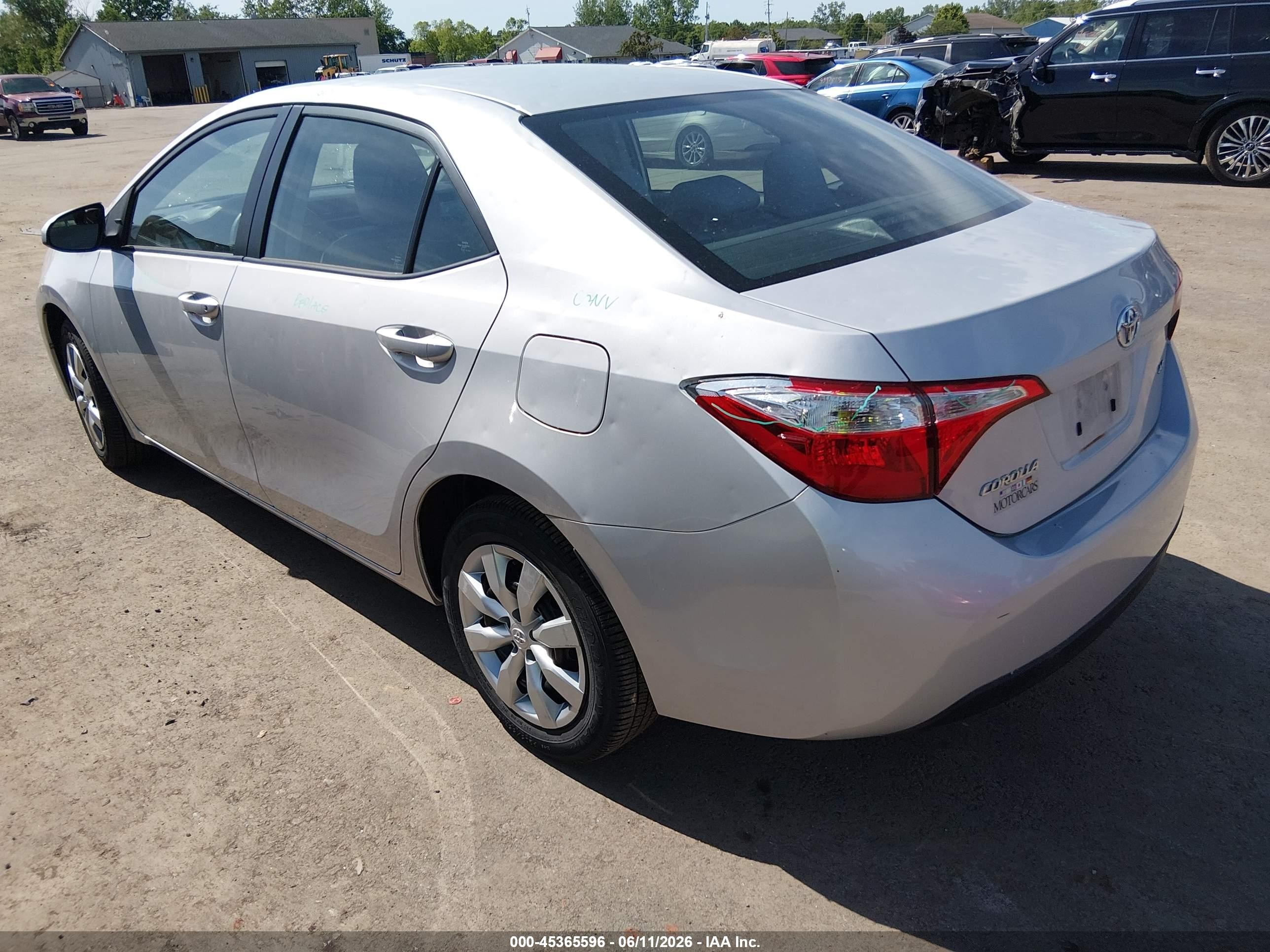 2015 Toyota Corolla Le Silver vin: 2T1BURHE7FC436862