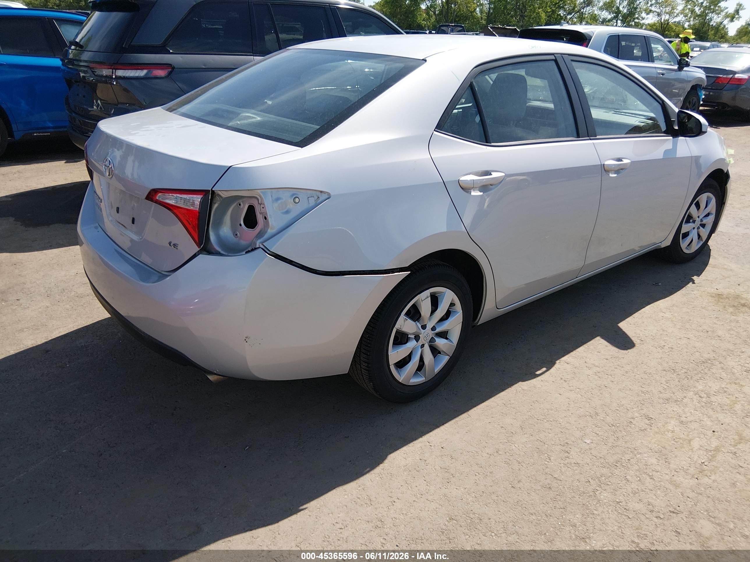 2015 Toyota Corolla Le Silver vin: 2T1BURHE7FC436862