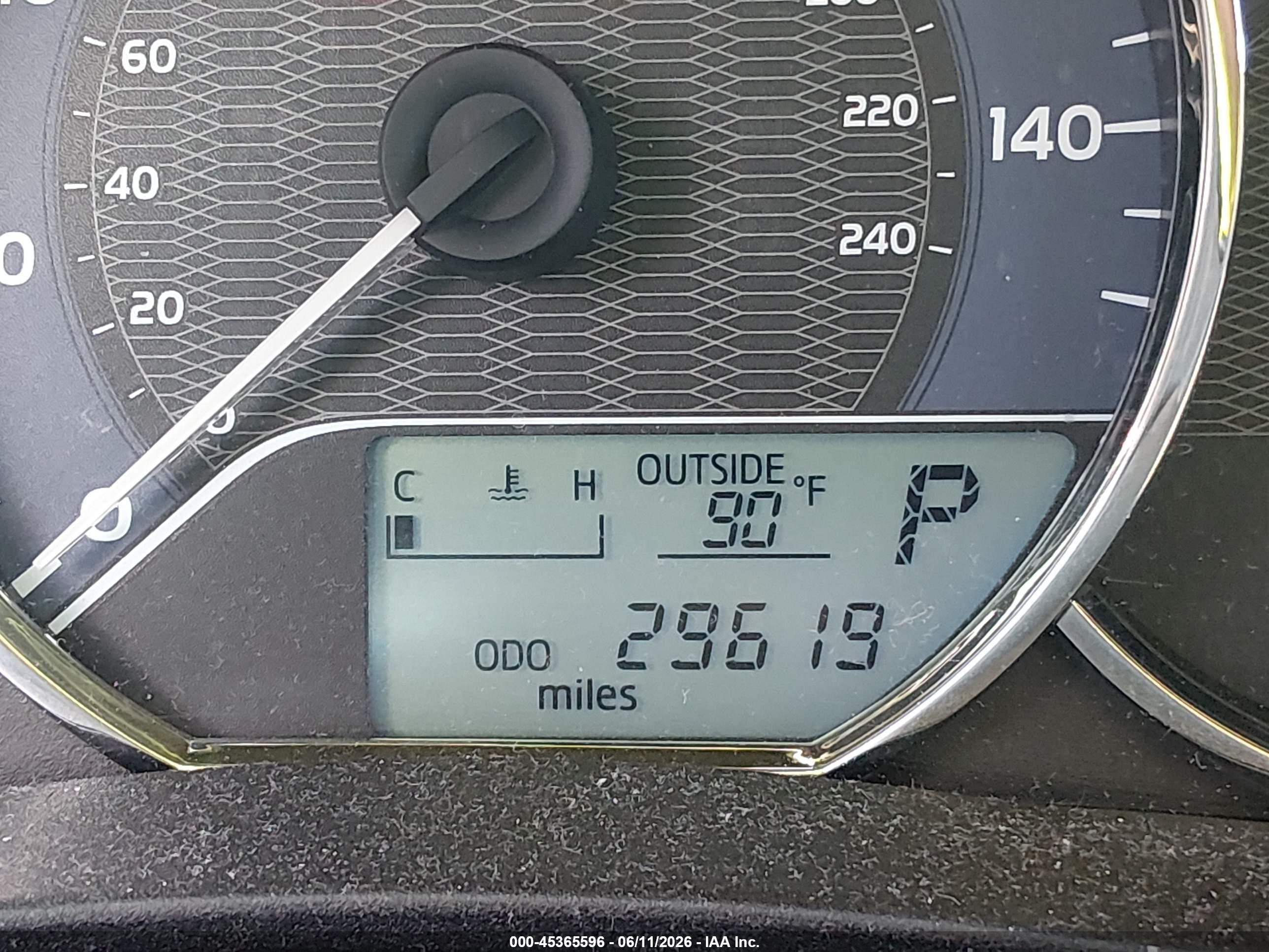 2015 Toyota Corolla Le Silver vin: 2T1BURHE7FC436862