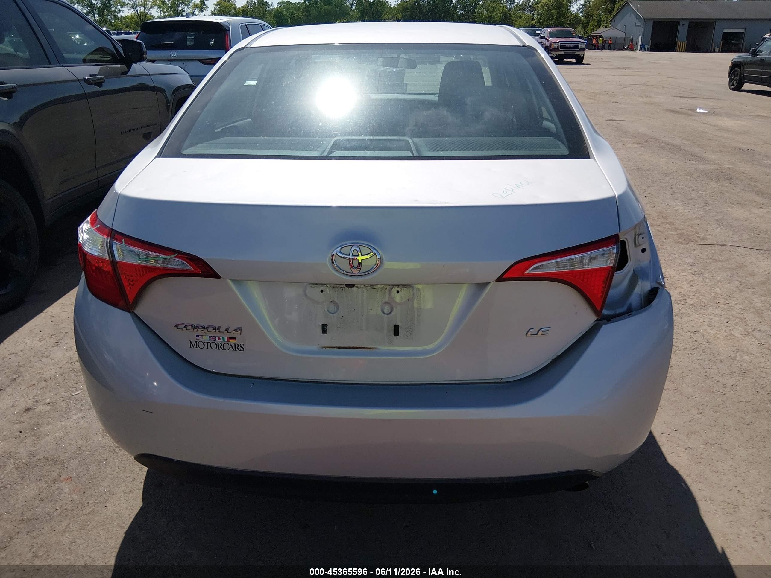 2015 Toyota Corolla Le Silver vin: 2T1BURHE7FC436862