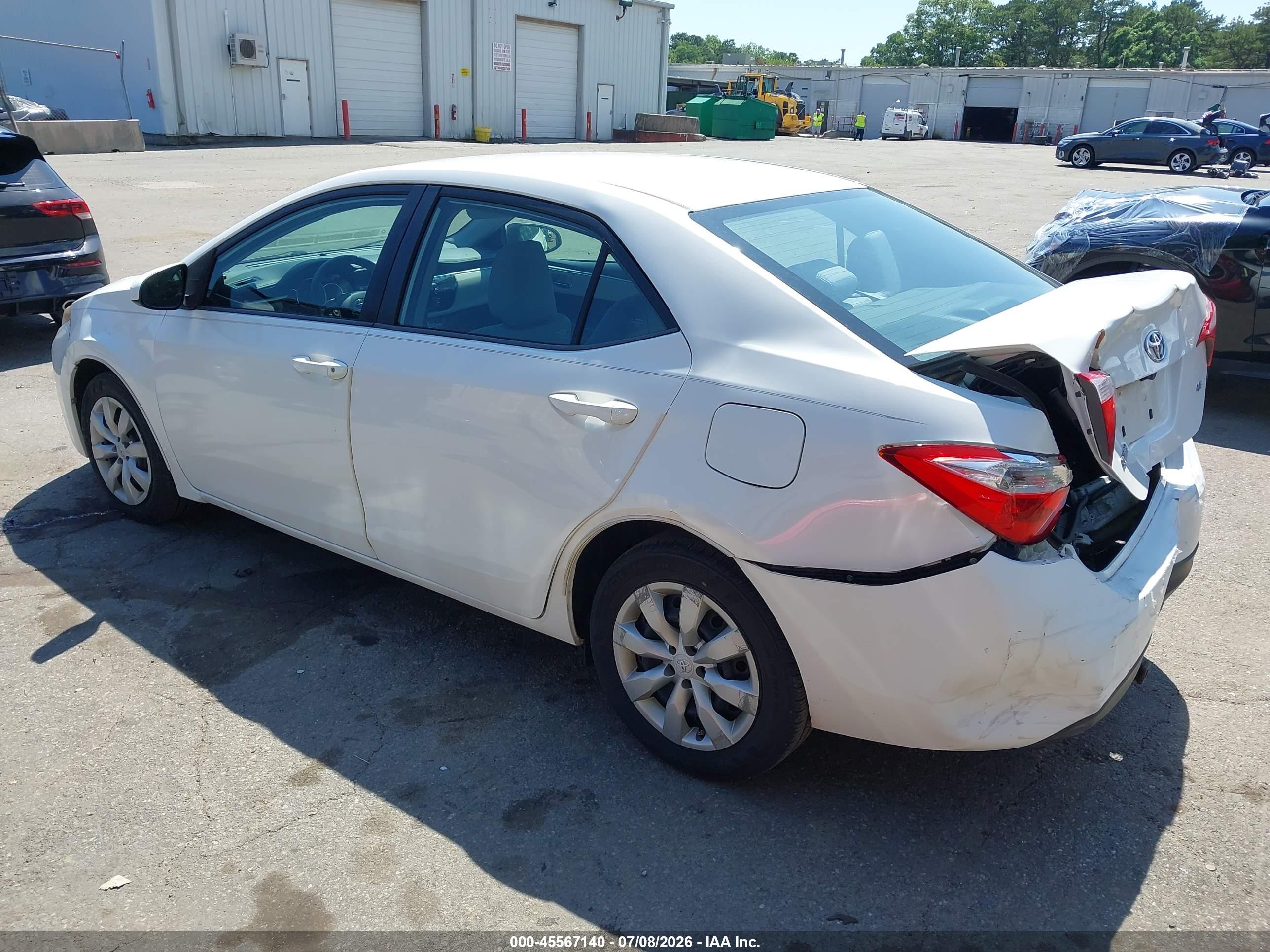 2015 Toyota Corolla Le White vin: 2T1BURHE7FC445545