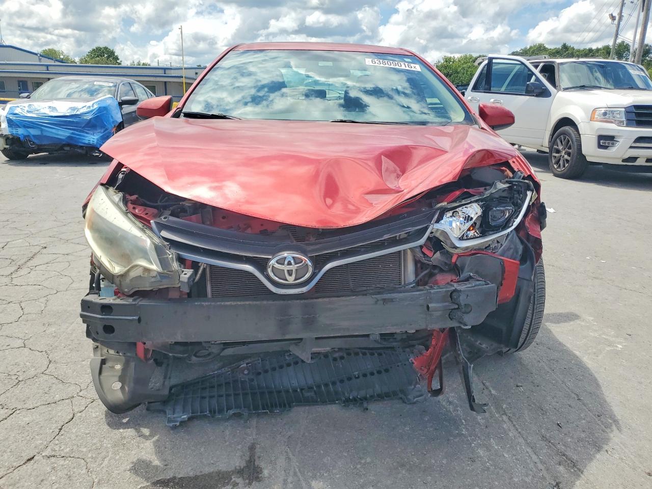 2015 Toyota Corolla Le Красный vin: 2T1BURHE7FC447120