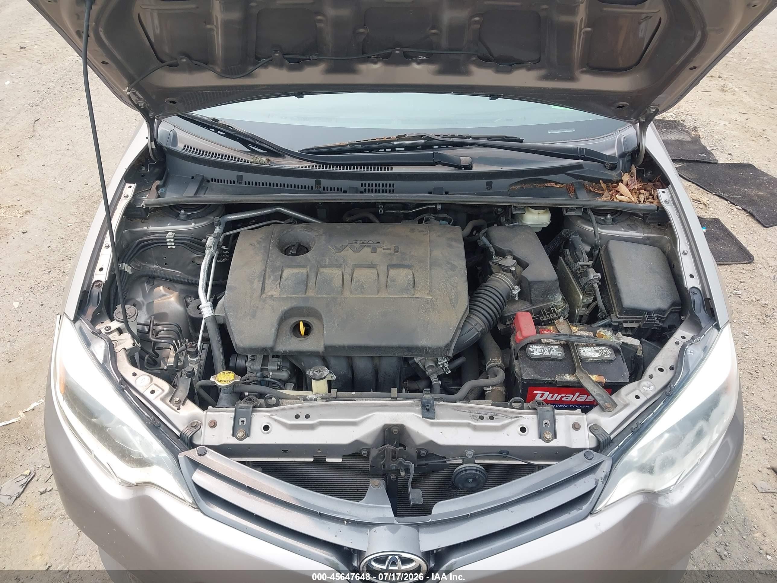 2015 Toyota Corolla Le Gold vin: 2T1BURHE7FC454715