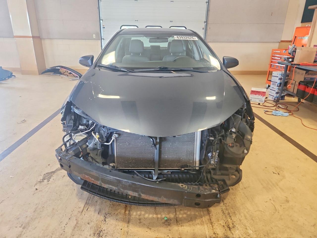 2015 Toyota Corolla Le Gray vin: 2T1BURHE7FC464421