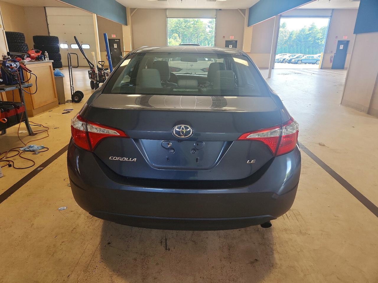 2015 Toyota Corolla Le Gray vin: 2T1BURHE7FC464421