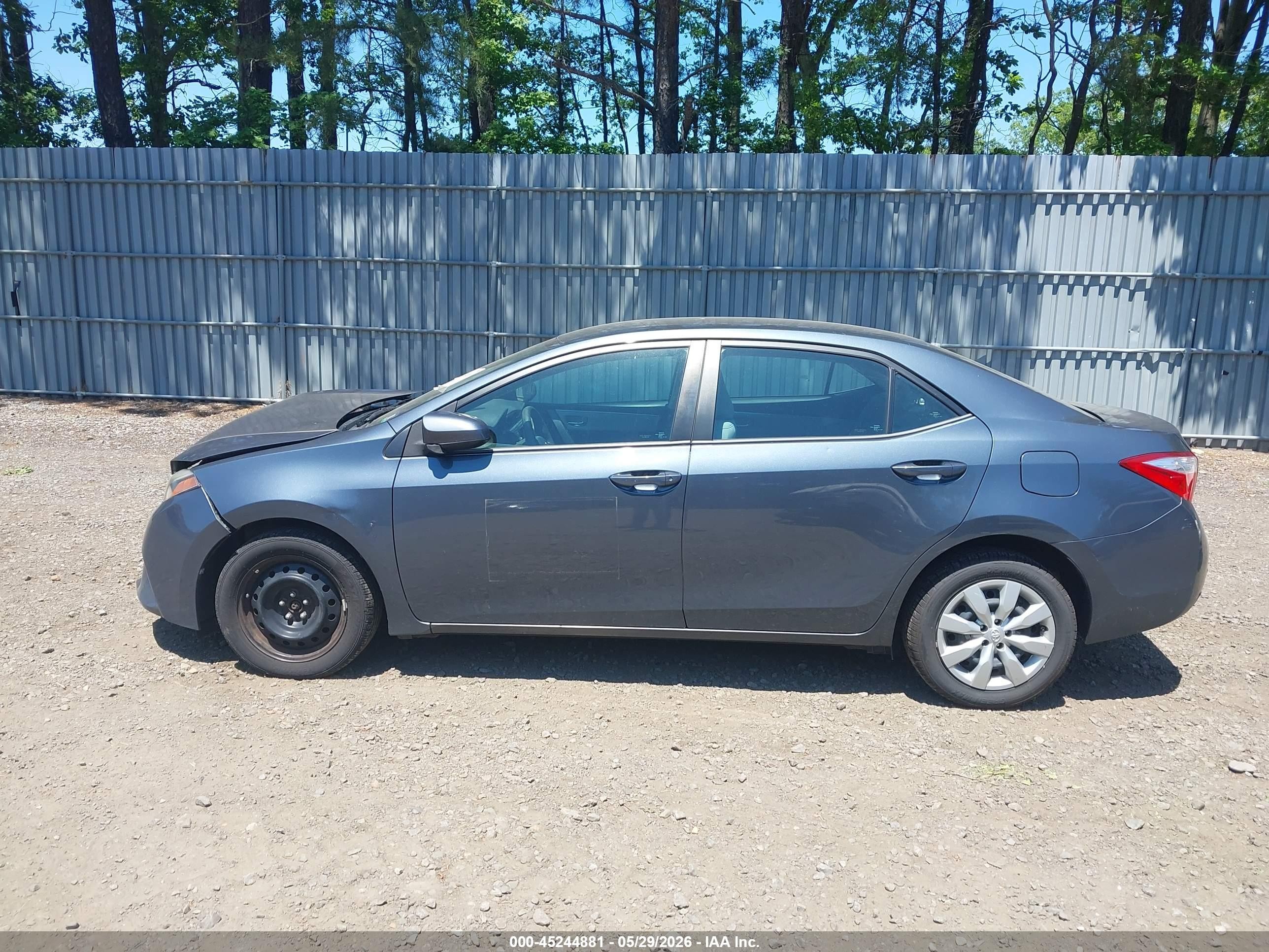 2015 Toyota Corolla Le Gray vin: 2T1BURHE7FC475354