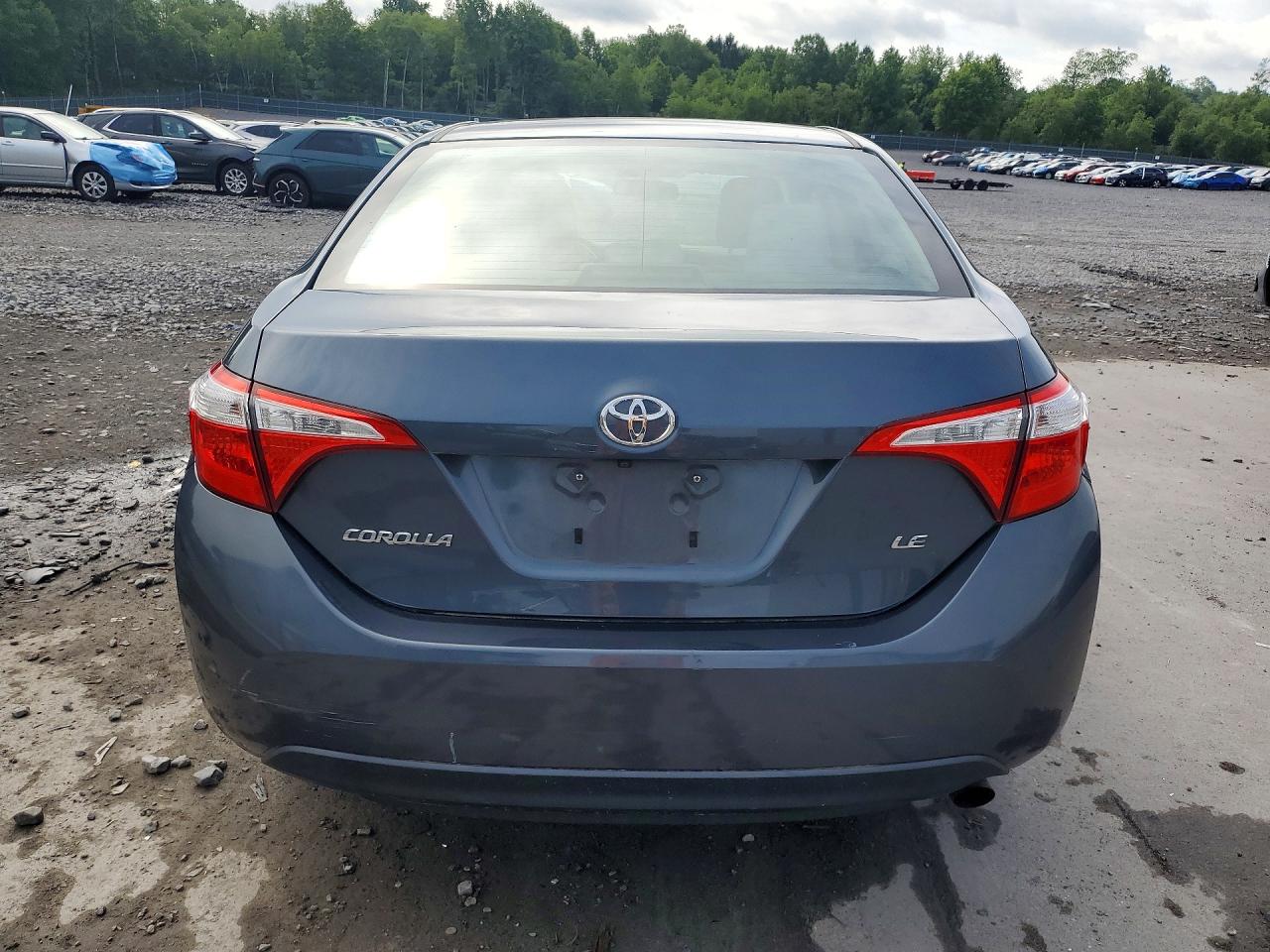 2015 Toyota Corolla Le Plus Blue vin: 2T1BURHE7FC477430