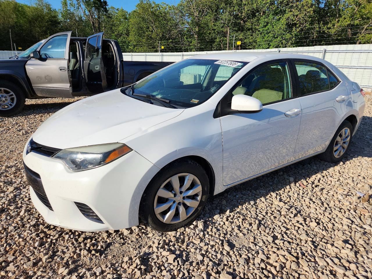 2016 Toyota Corolla Le White vin: 2T1BURHE7GC554279