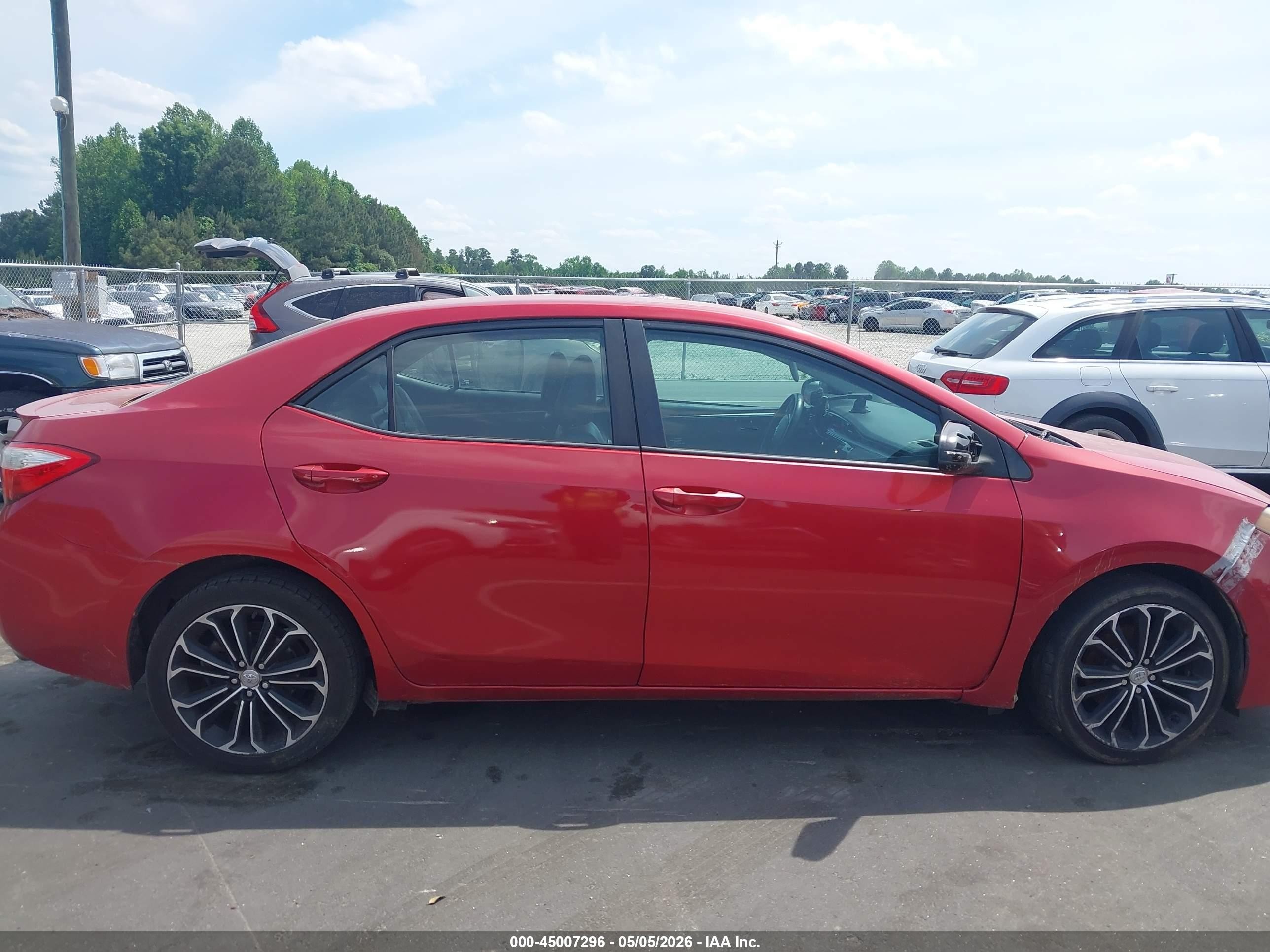 2016 Toyota Corolla L/le/le Plus/le Premium/s/s Plus/s Premium/s W/special Edition Pkg Red vin: 2T1BURHE7GC682764