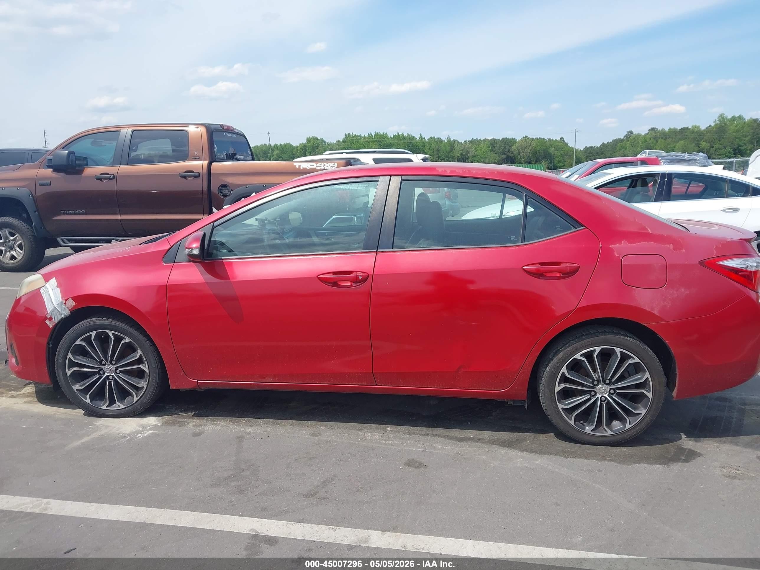 2016 Toyota Corolla L/le/le Plus/le Premium/s/s Plus/s Premium/s W/special Edition Pkg Red vin: 2T1BURHE7GC682764
