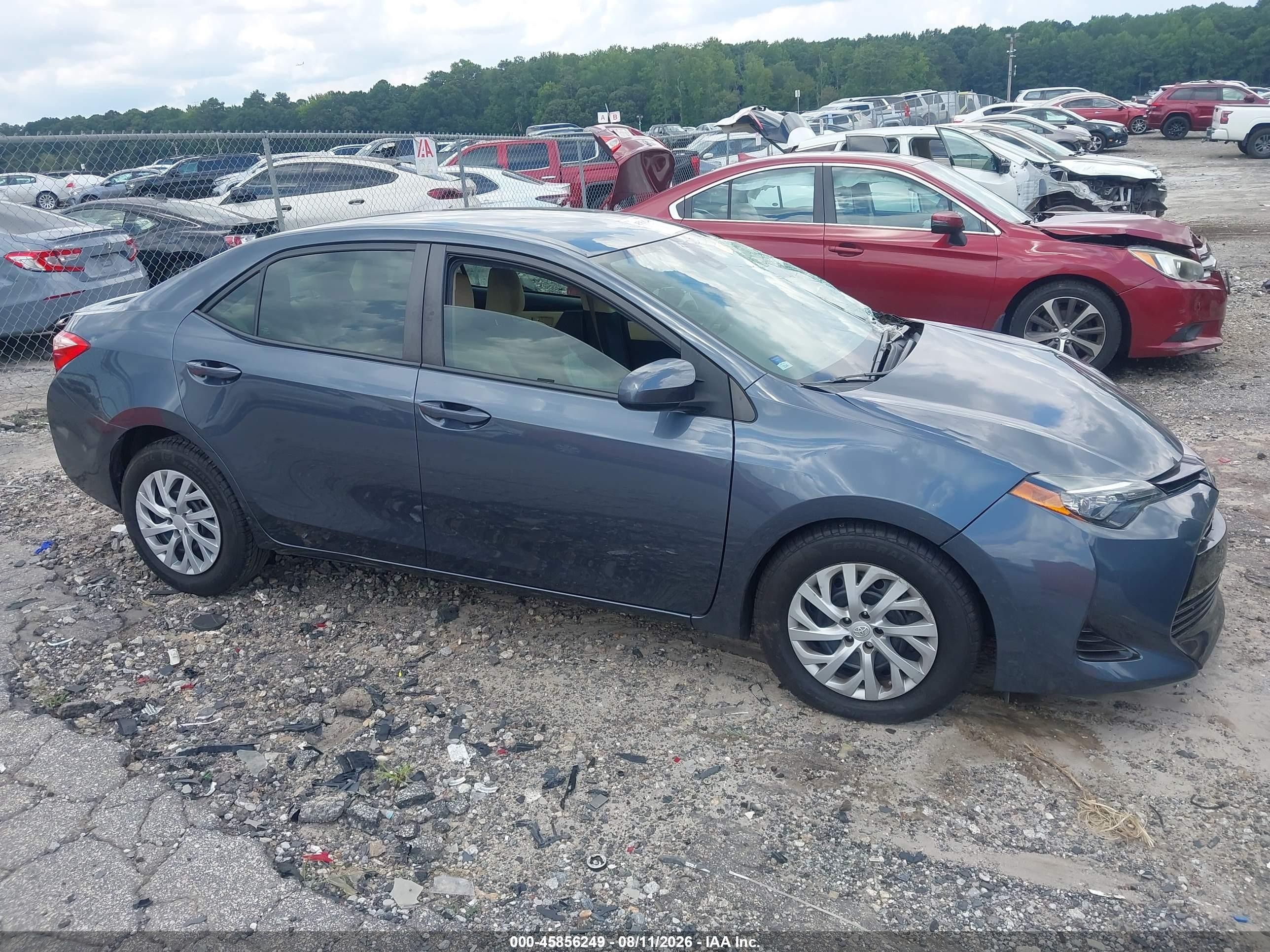 2017 Toyota Corolla Le Gray vin: 2T1BURHE7HC758114