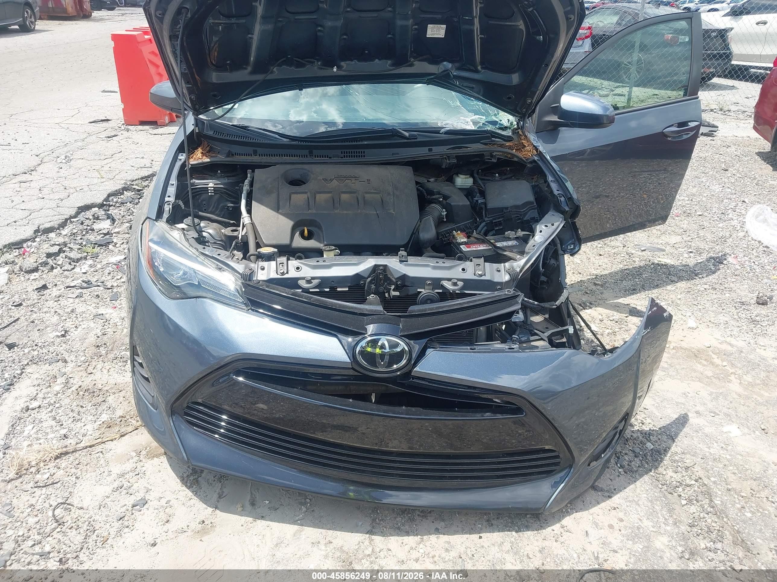 2017 Toyota Corolla Le Gray vin: 2T1BURHE7HC758114