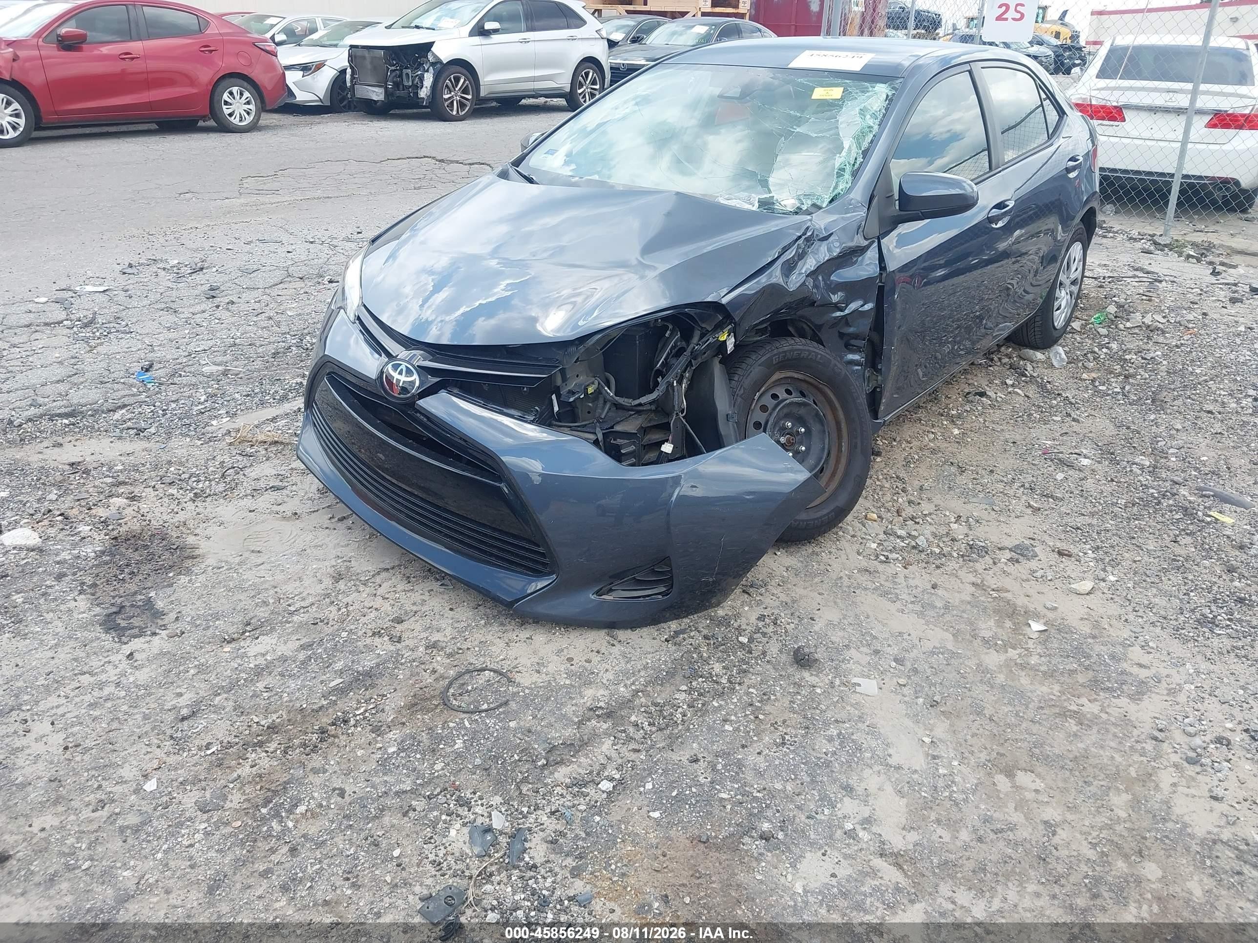 2017 Toyota Corolla Le Gray vin: 2T1BURHE7HC758114