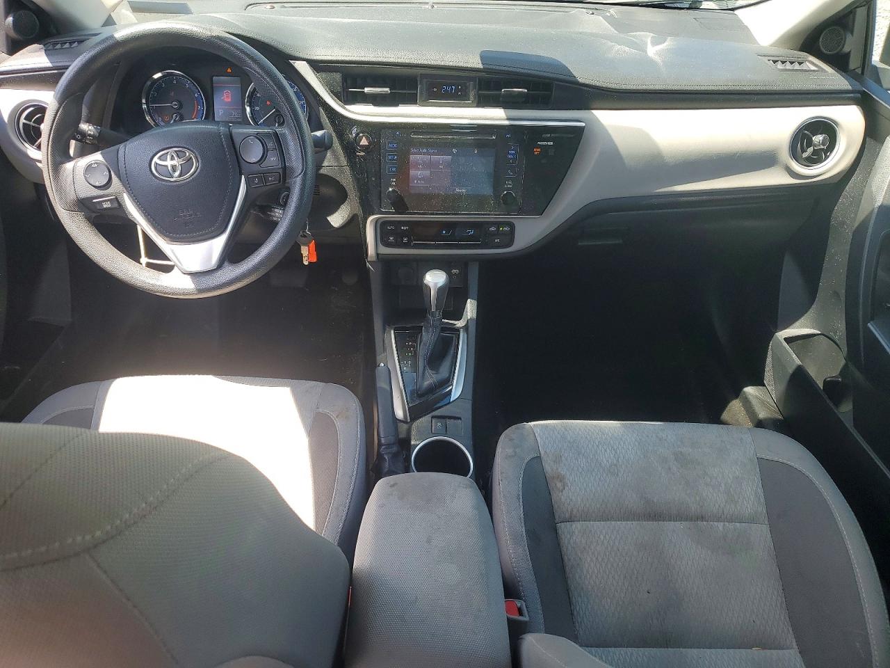 2017 Toyota Corolla Le Blue vin: 2T1BURHE7HC829084