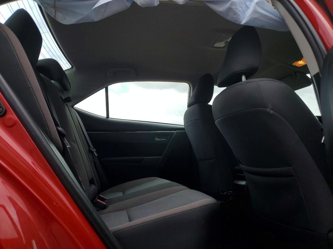 2017 Toyota Corolla L Красный vin: 2T1BURHE7HC878270