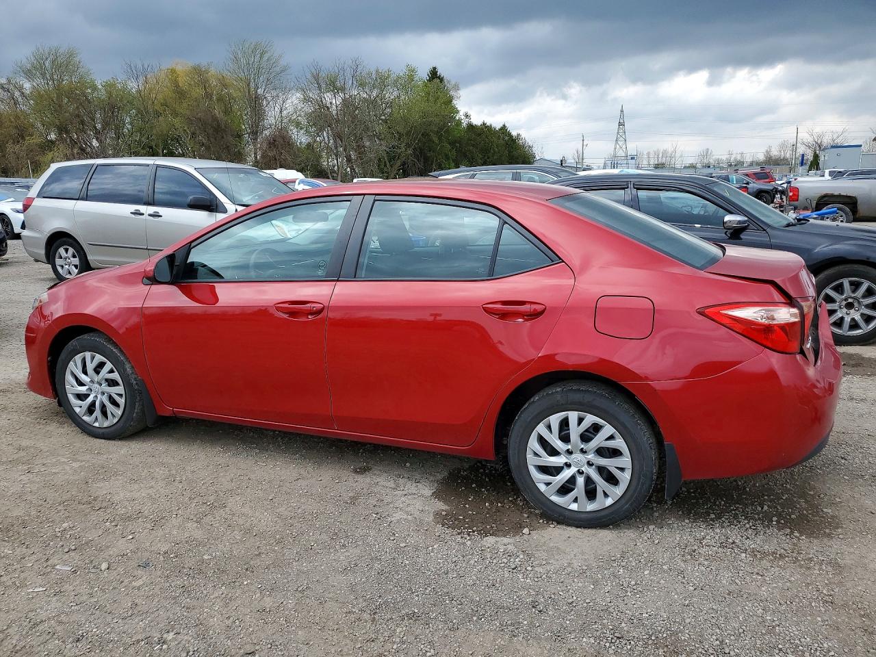 2017 Toyota Corolla L Красный vin: 2T1BURHE7HC878270