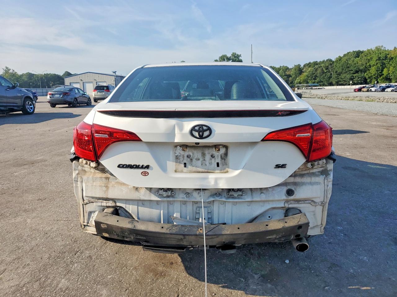 2017 Toyota Corolla Se White vin: 2T1BURHE7HC880648