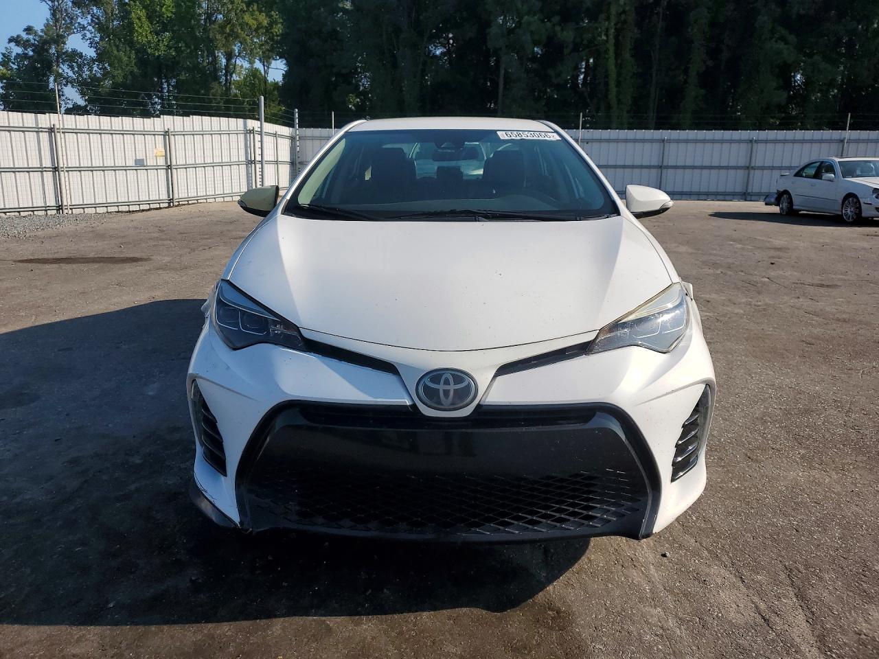 2017 Toyota Corolla Se White vin: 2T1BURHE7HC880648