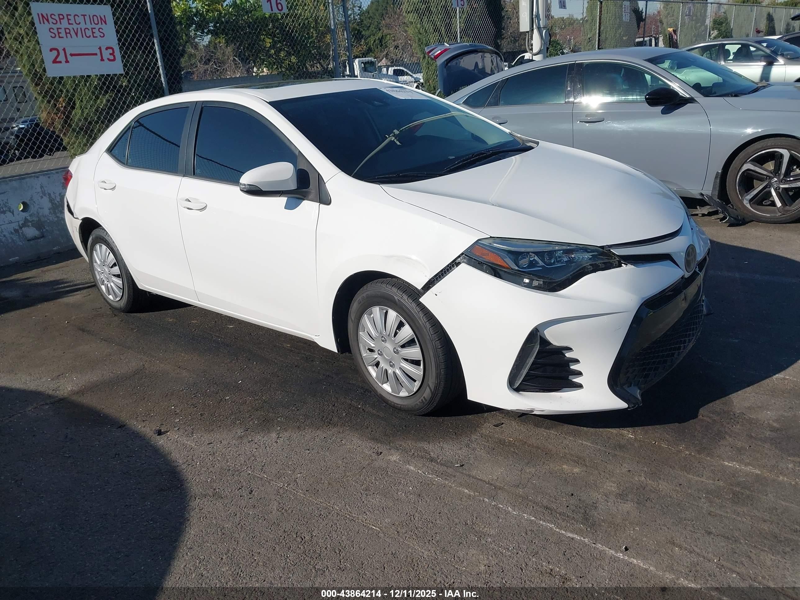 2018 Toyota Corolla Xse Белый vin: 2T1BURHE7JC077294