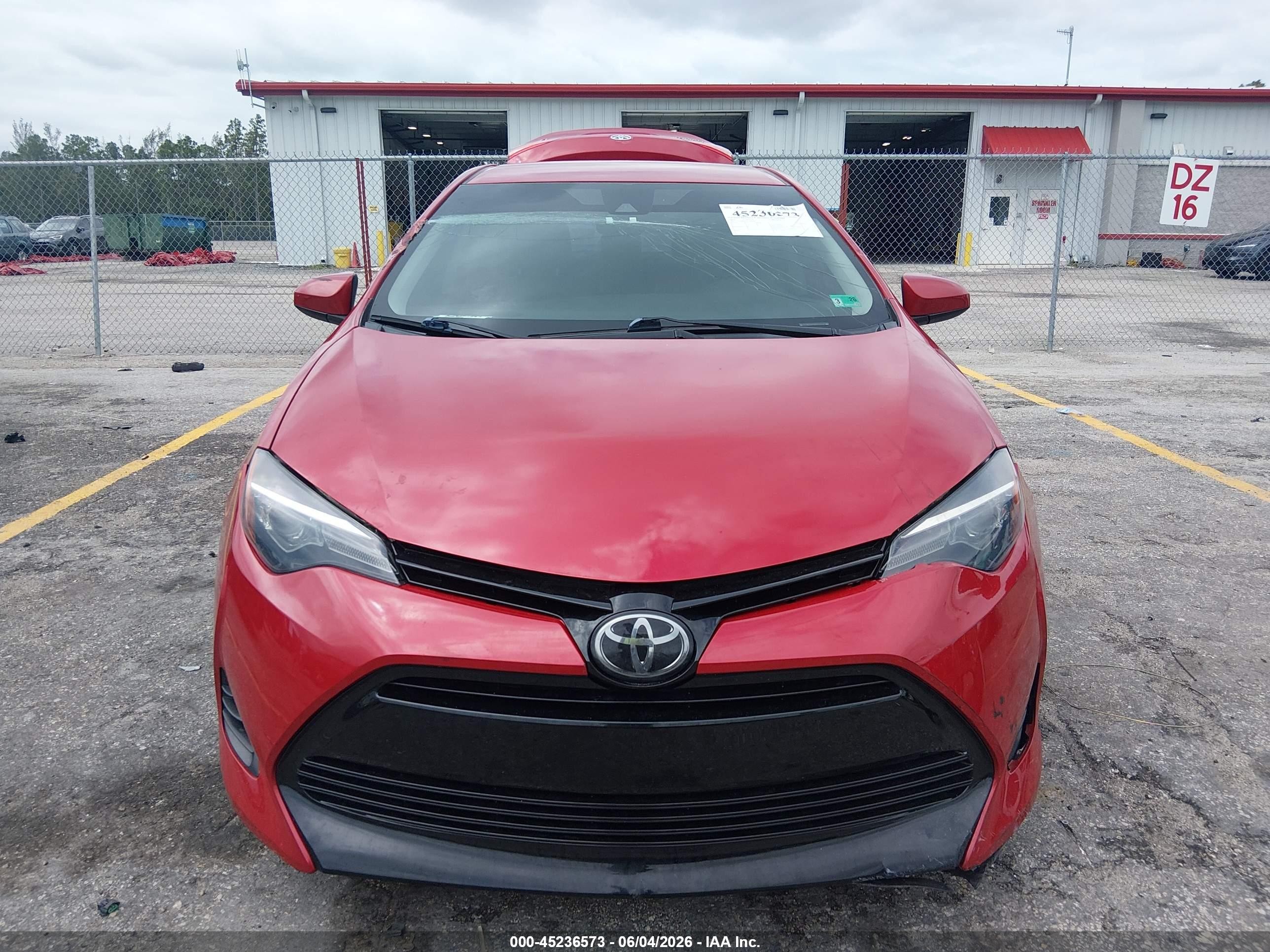 2019 Toyota Corolla Le Red vin: 2T1BURHE7KC176280