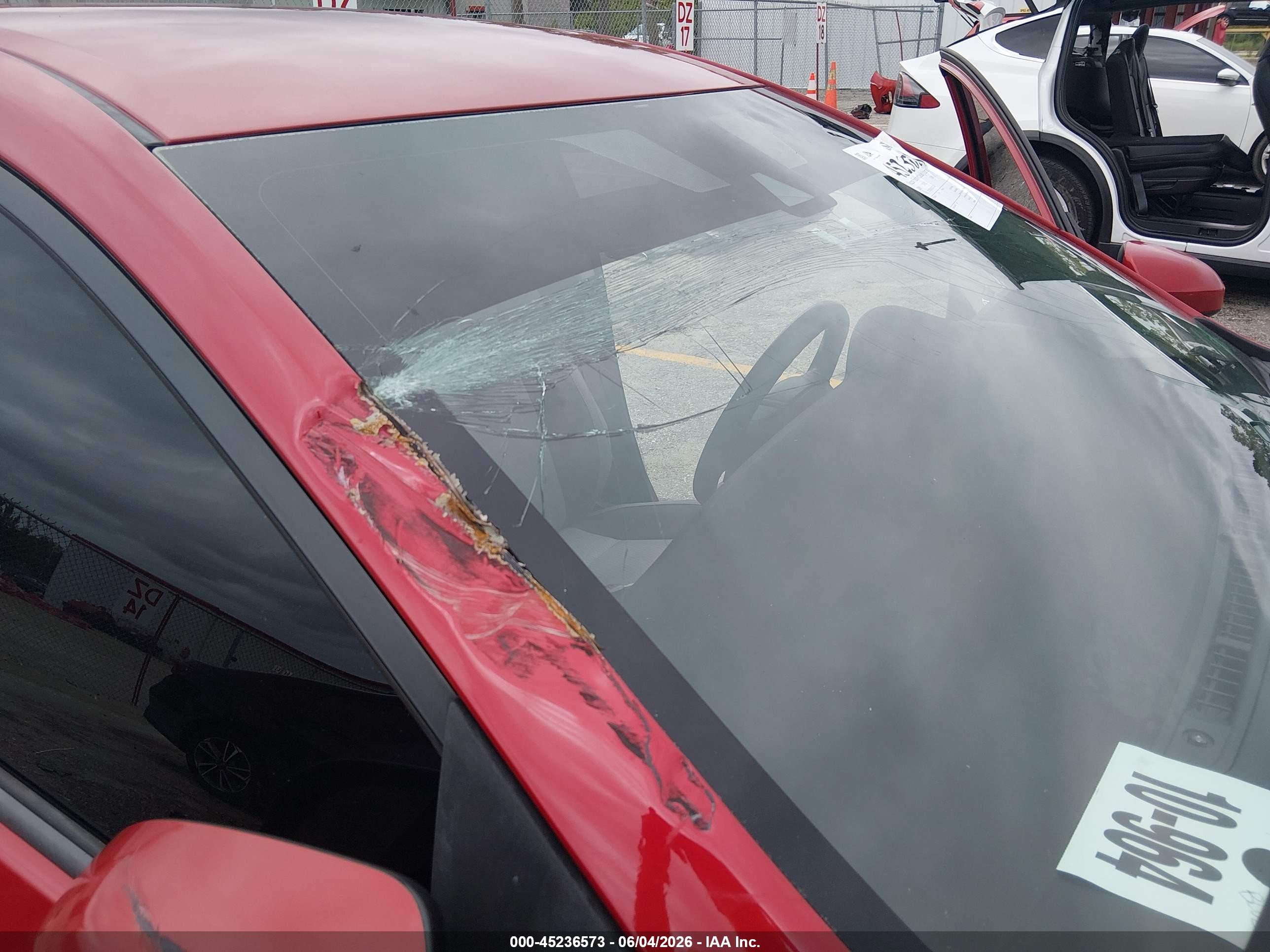 2019 Toyota Corolla Le Red vin: 2T1BURHE7KC176280