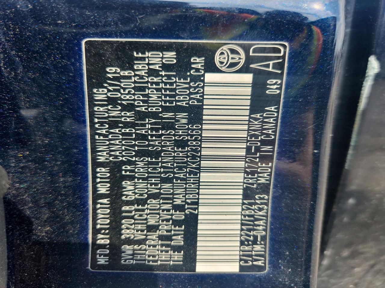 2019 Toyota Corolla Le Blue vin: 2T1BURHE7KC238566