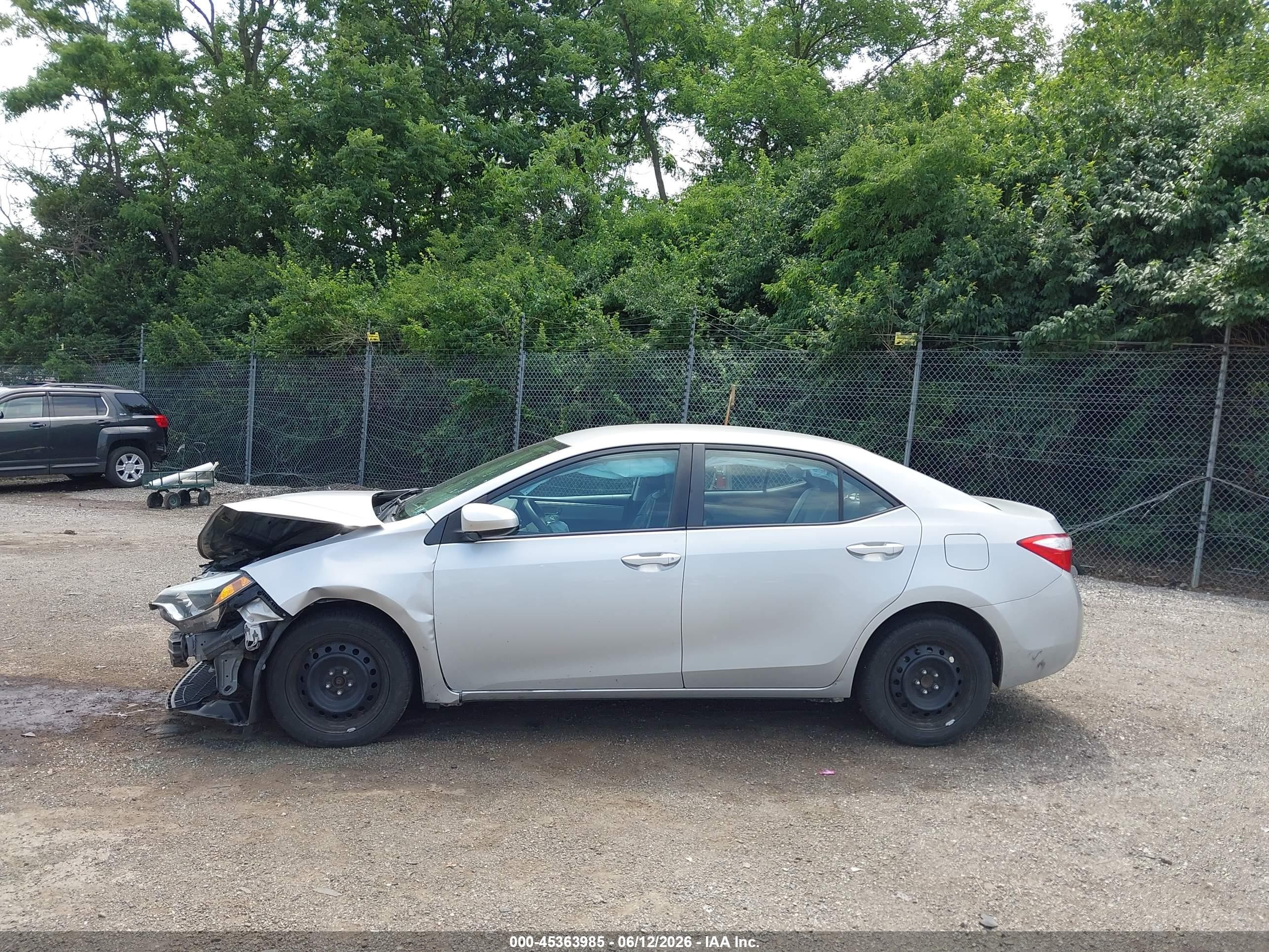 2014 Toyota Corolla Le Silver vin: 2T1BURHE8EC011438