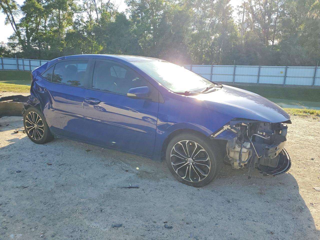 2014 Toyota Corolla S Plus Blue vin: 2T1BURHE8EC015814