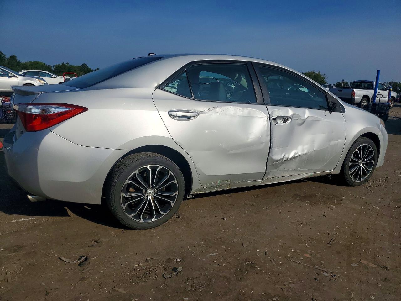 2014 Toyota Corolla S Premium Серебряный vin: 2T1BURHE8EC024092