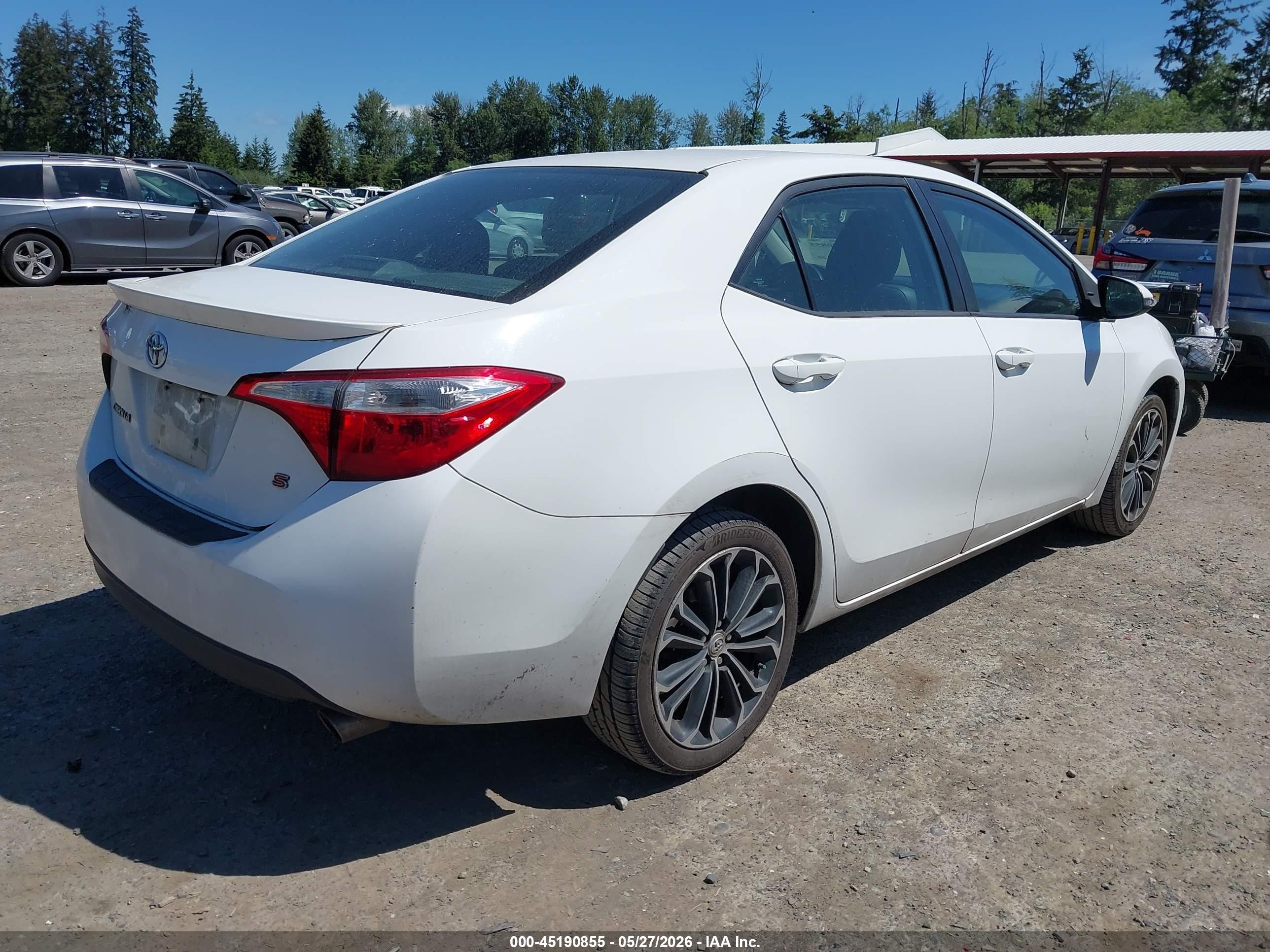 2014 Toyota Corolla S Plus White vin: 2T1BURHE8EC102984