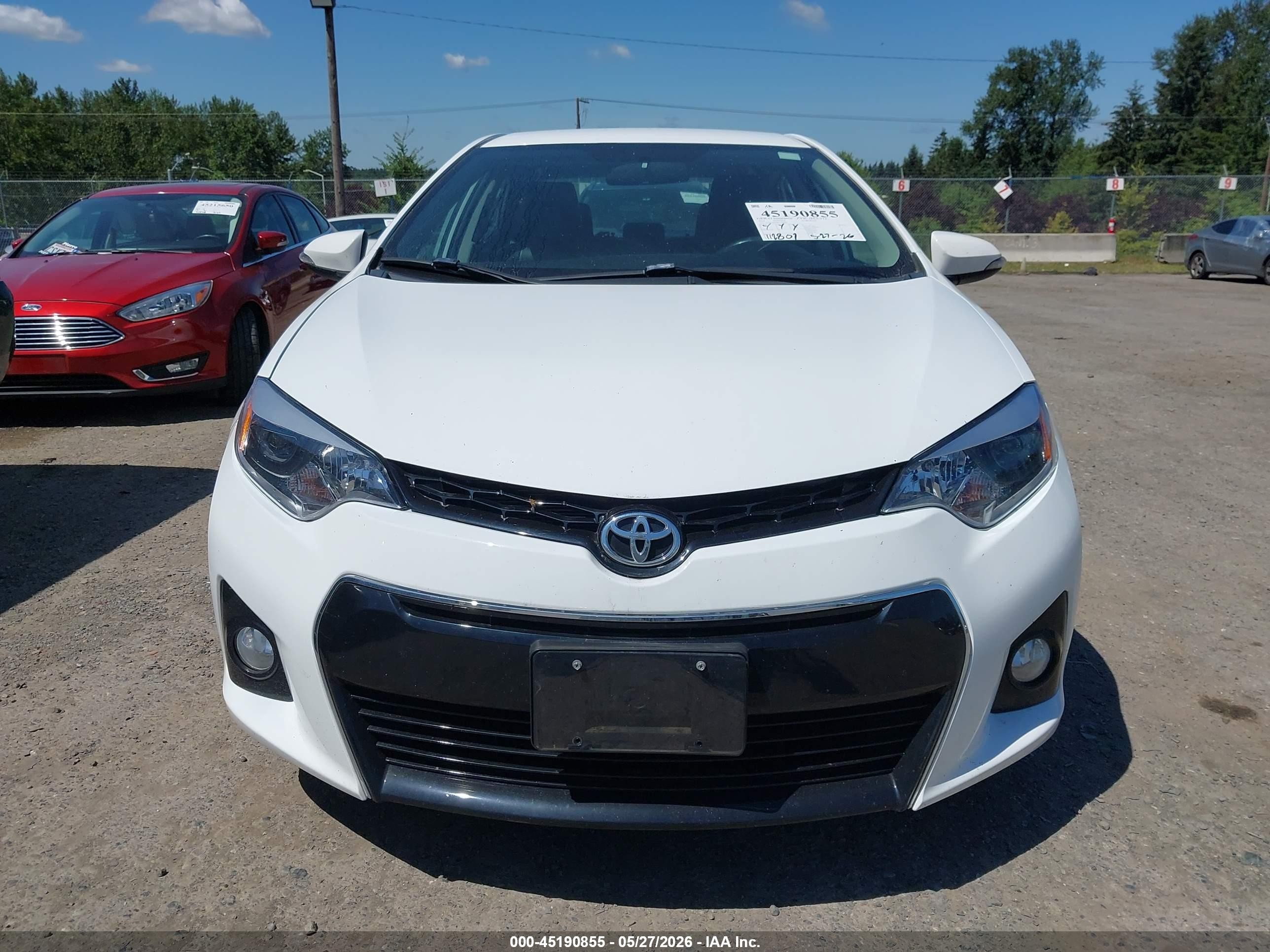 2014 Toyota Corolla S Plus White vin: 2T1BURHE8EC102984