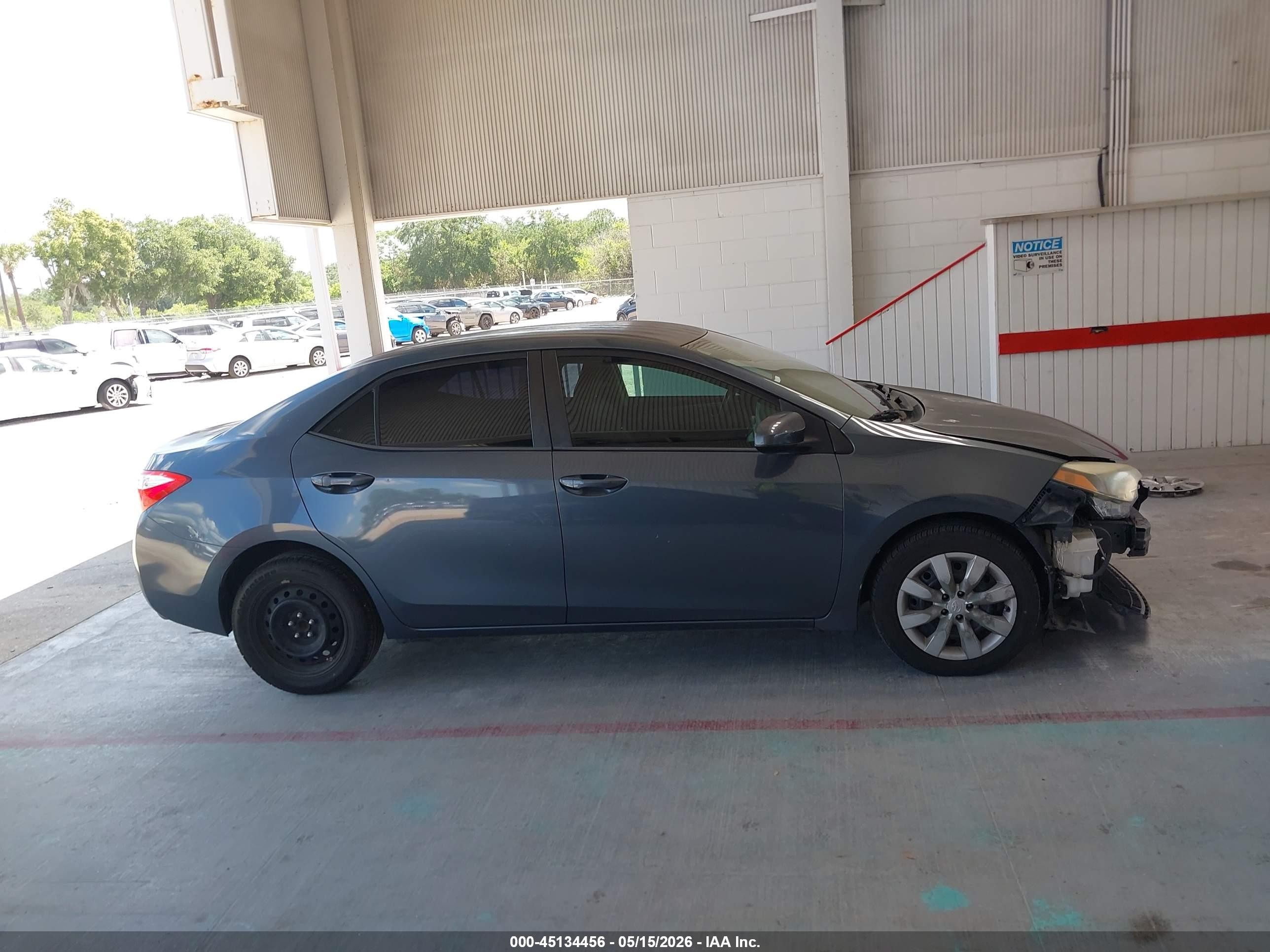 2014 Toyota Corolla Le Blue vin: 2T1BURHE8EC117601