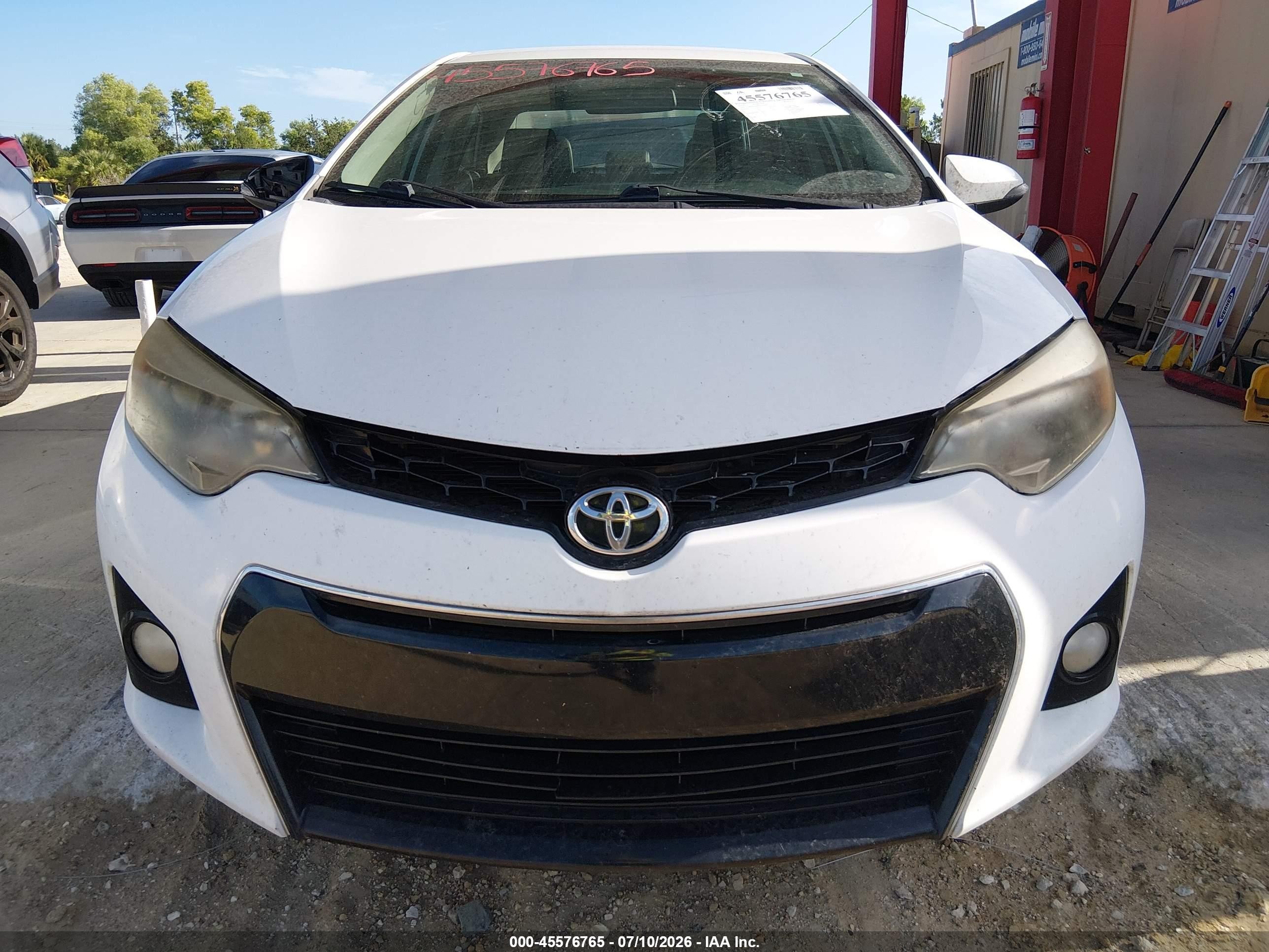 2014 Toyota Corolla S Plus Белый vin: 2T1BURHE8EC118294