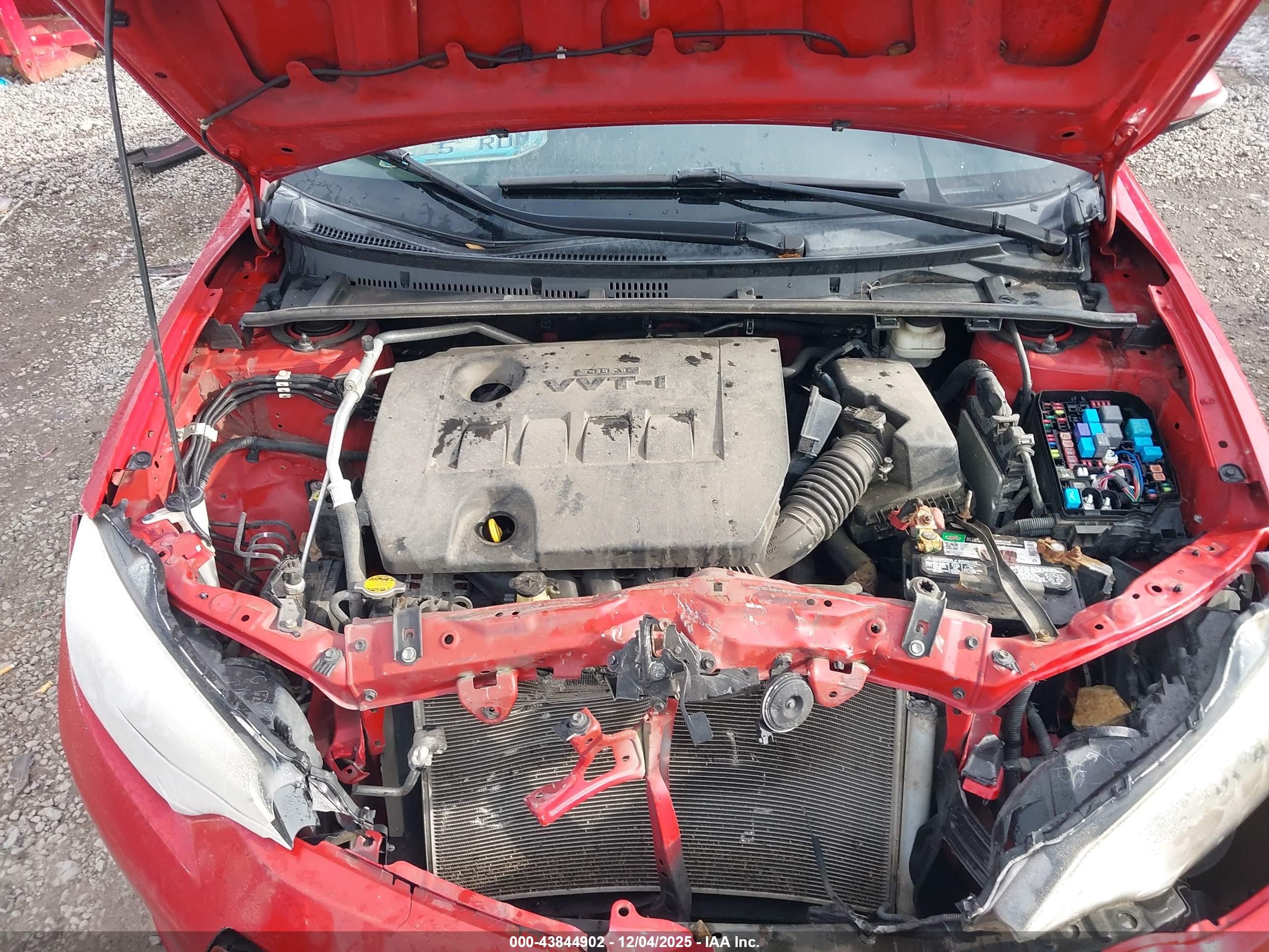 2014 Toyota Corolla S Plus Red vin: 2T1BURHE8EC121518