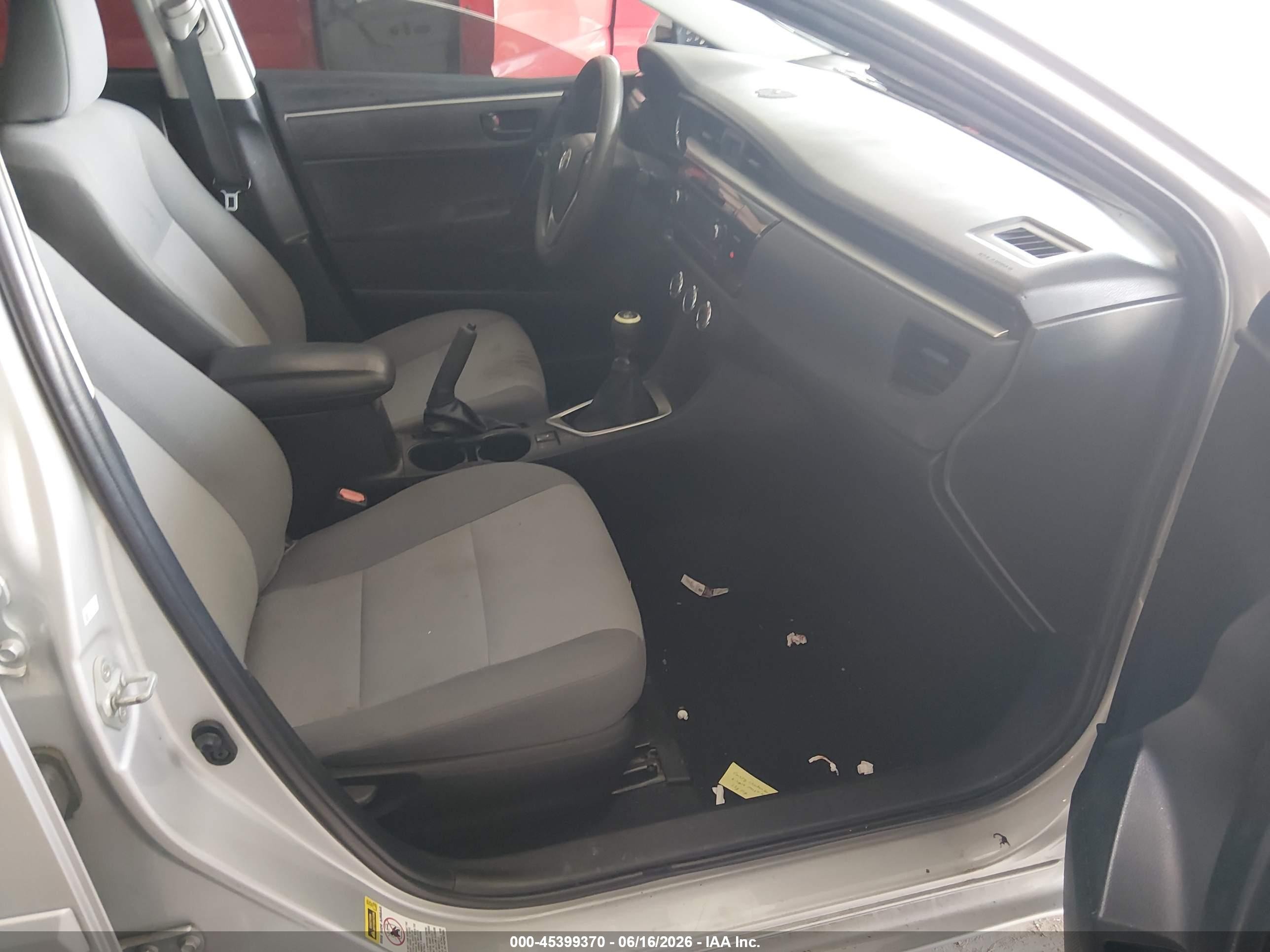 2014 Toyota Corolla L Silver vin: 2T1BURHE8EC123477
