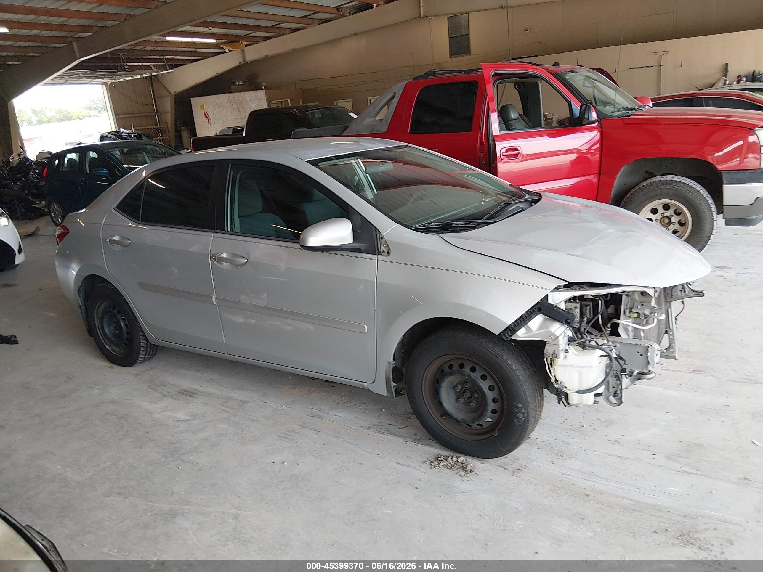 2014 Toyota Corolla L Silver vin: 2T1BURHE8EC123477
