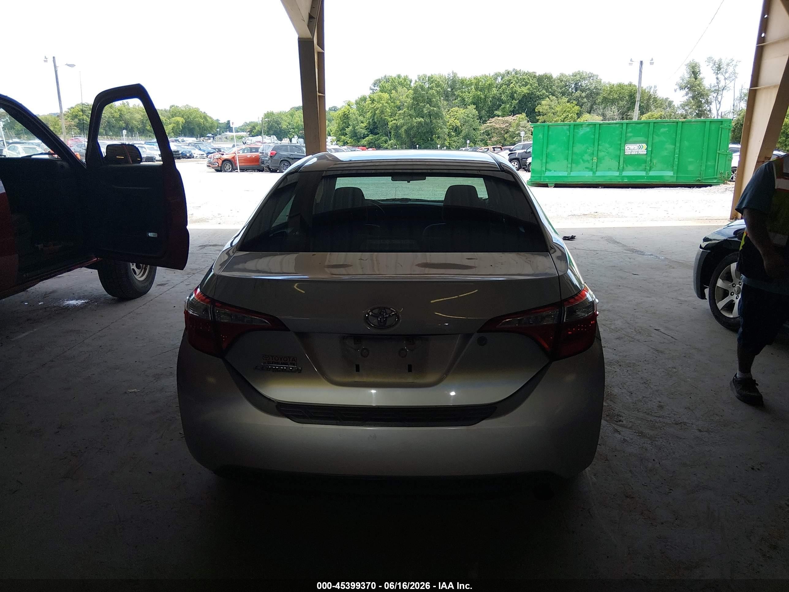 2014 Toyota Corolla L Silver vin: 2T1BURHE8EC123477