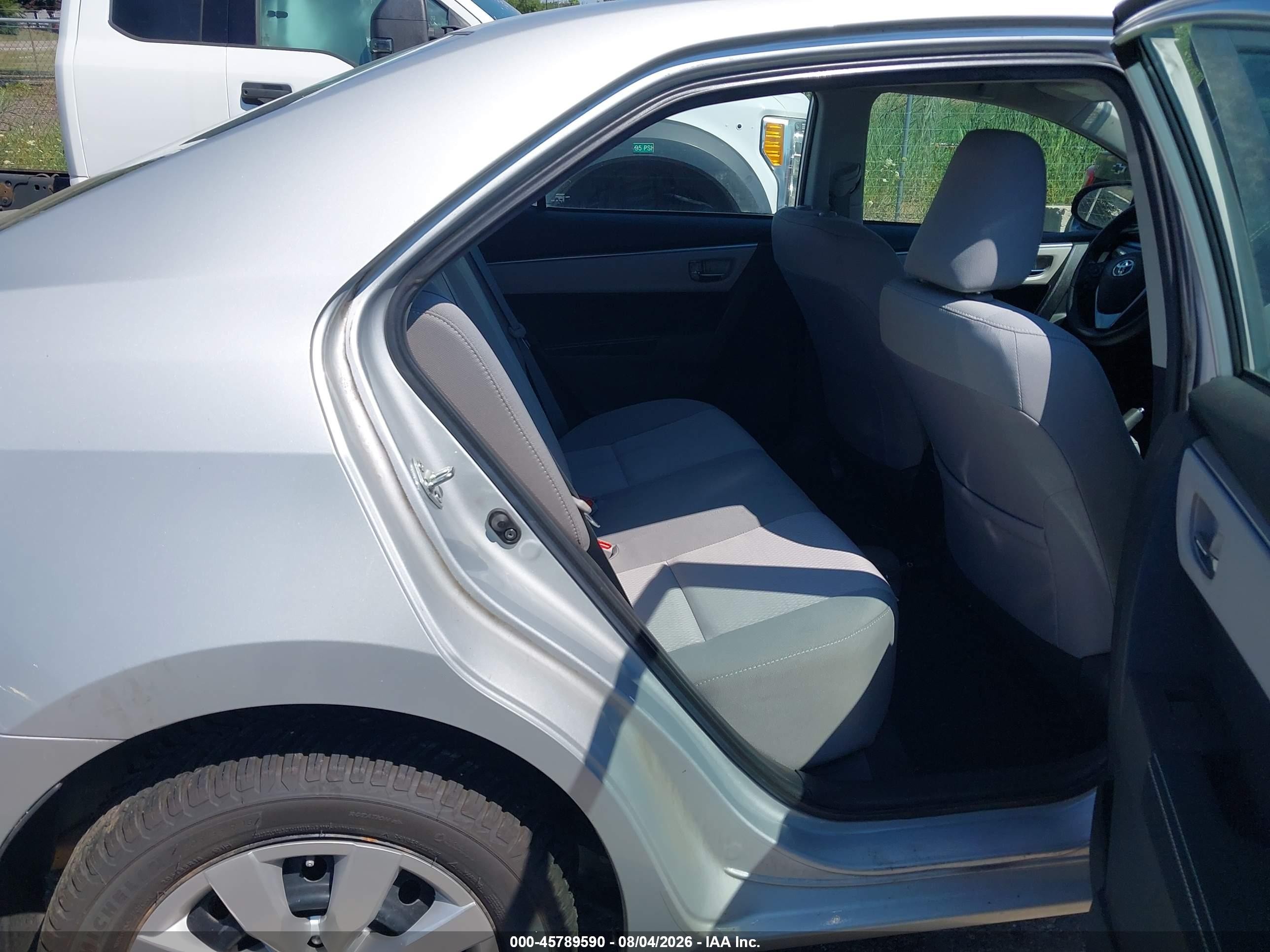 2014 Toyota Corolla Le Silver vin: 2T1BURHE8EC143003