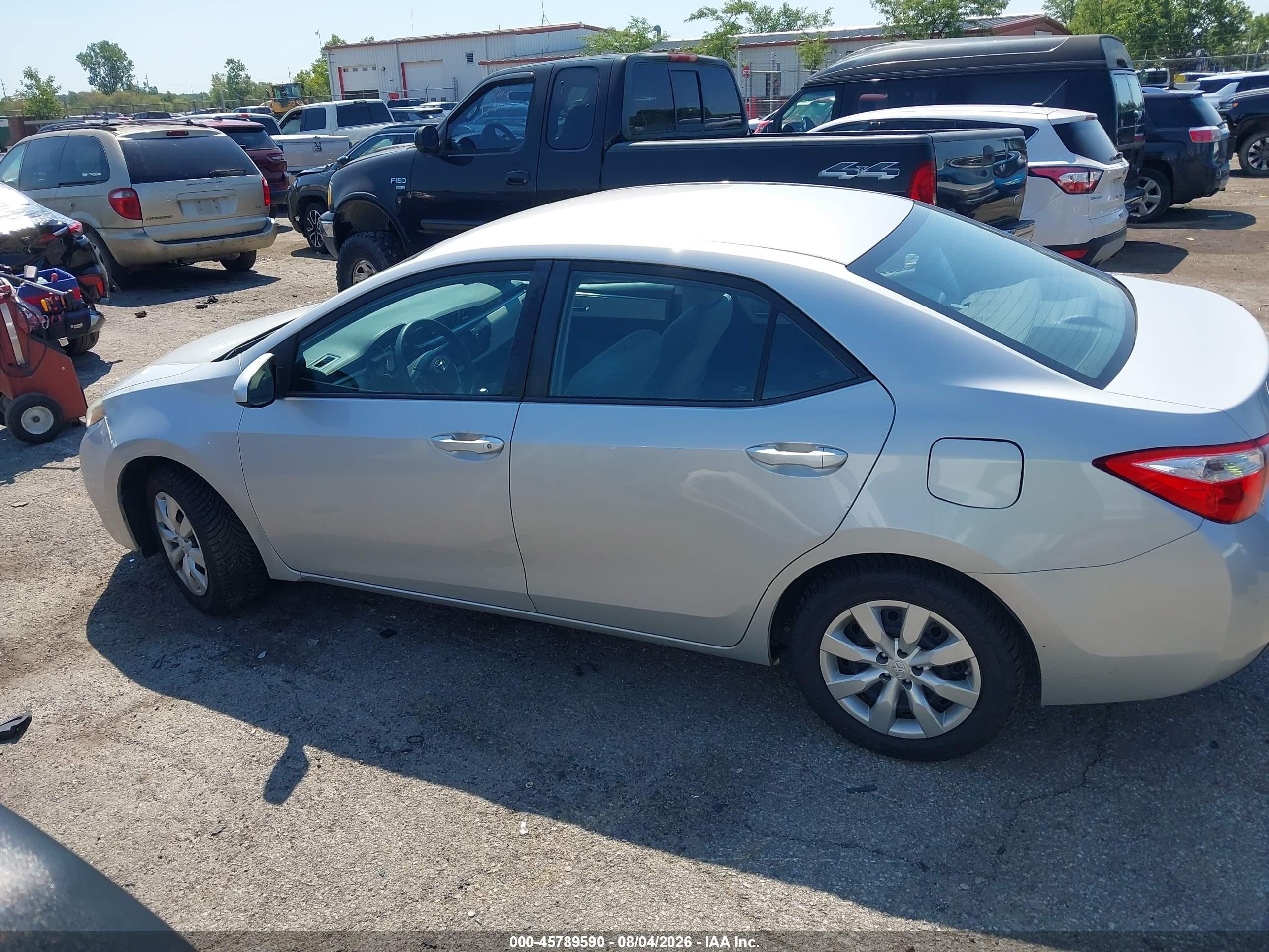 2014 Toyota Corolla Le Silver vin: 2T1BURHE8EC143003