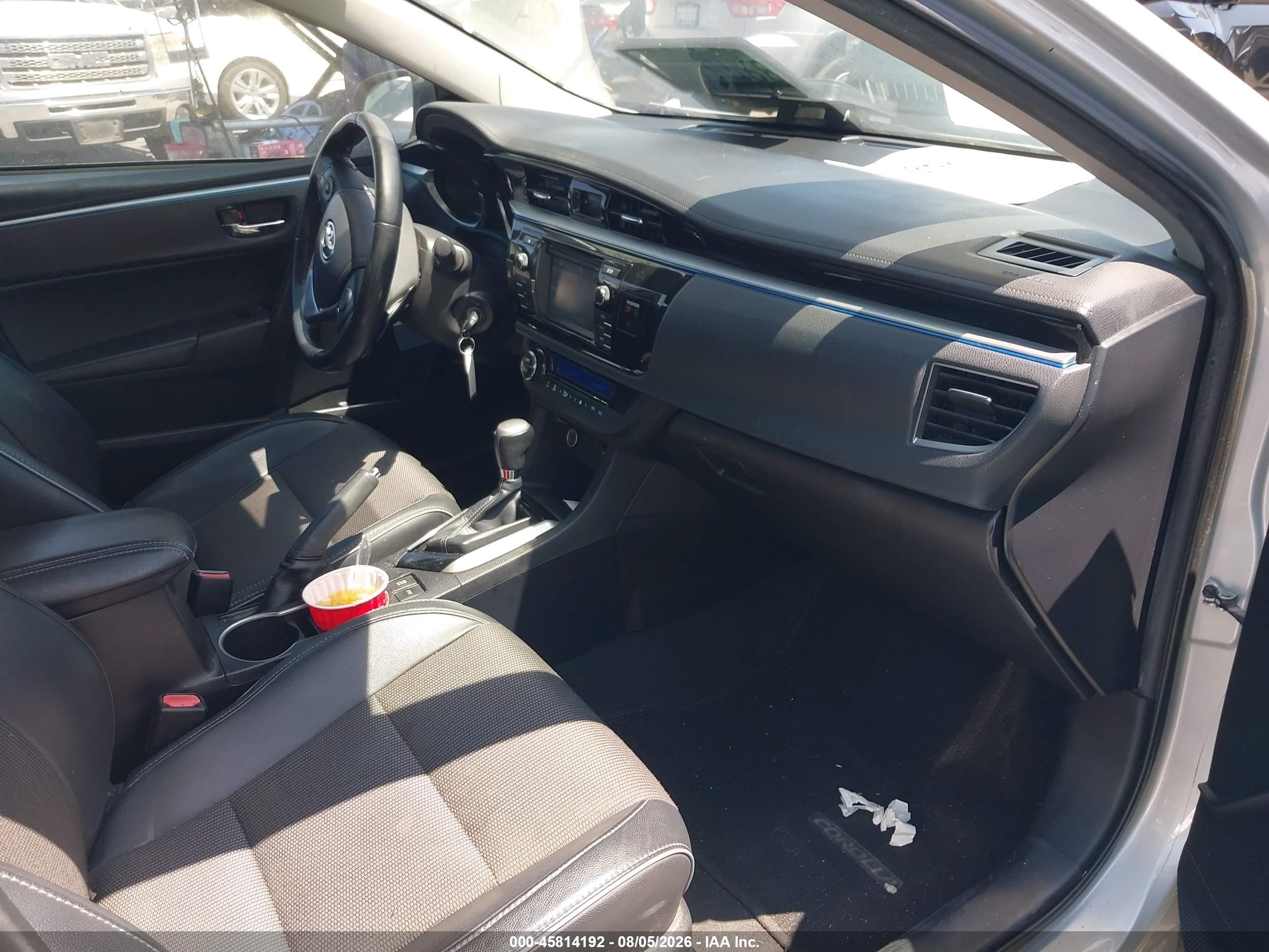 2014 Toyota Corolla S Plus Silver vin: 2T1BURHE8EC143812