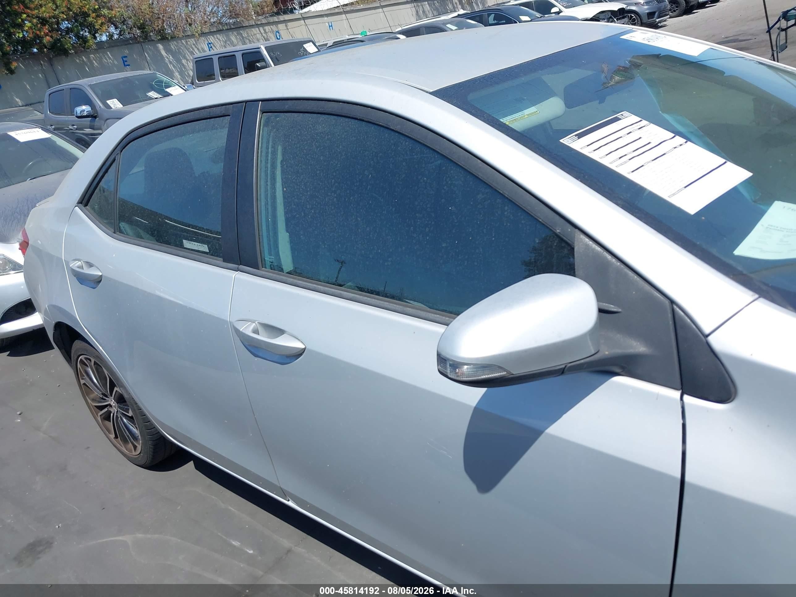 2014 Toyota Corolla S Plus Silver vin: 2T1BURHE8EC143812