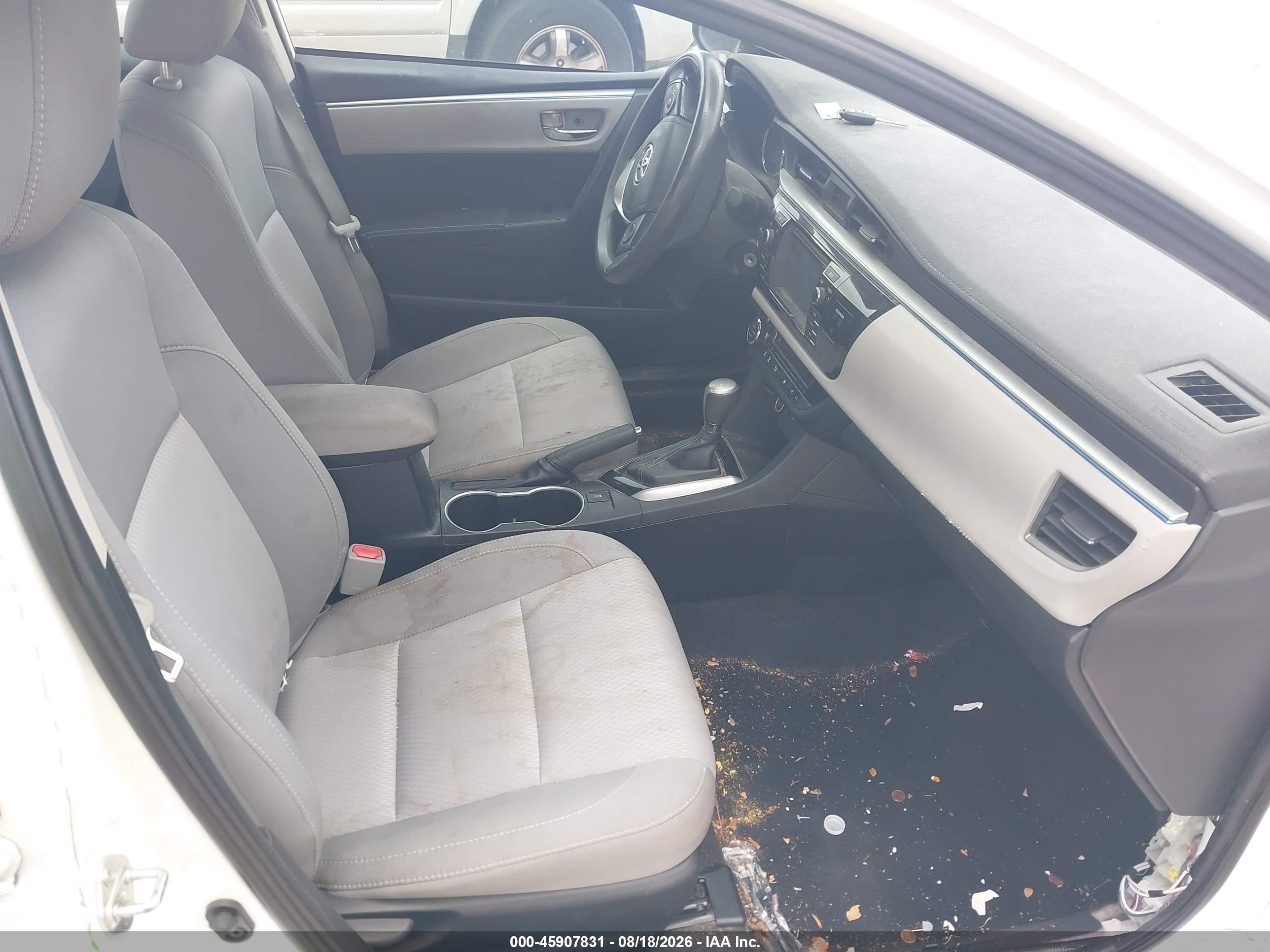 2014 Toyota Corolla Le Plus White vin: 2T1BURHE8EC154647